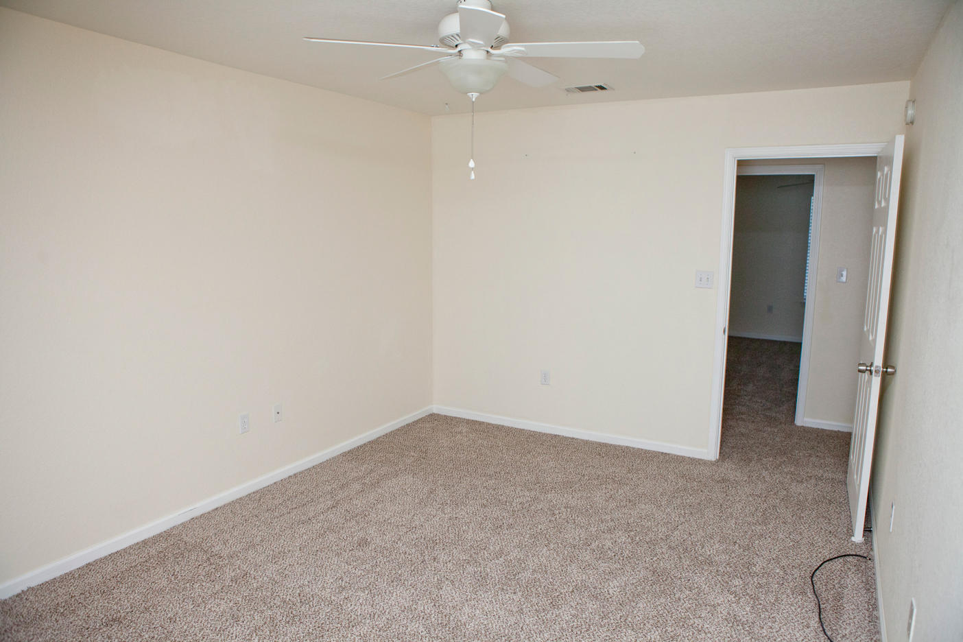 QUAIL LAKE - Residential