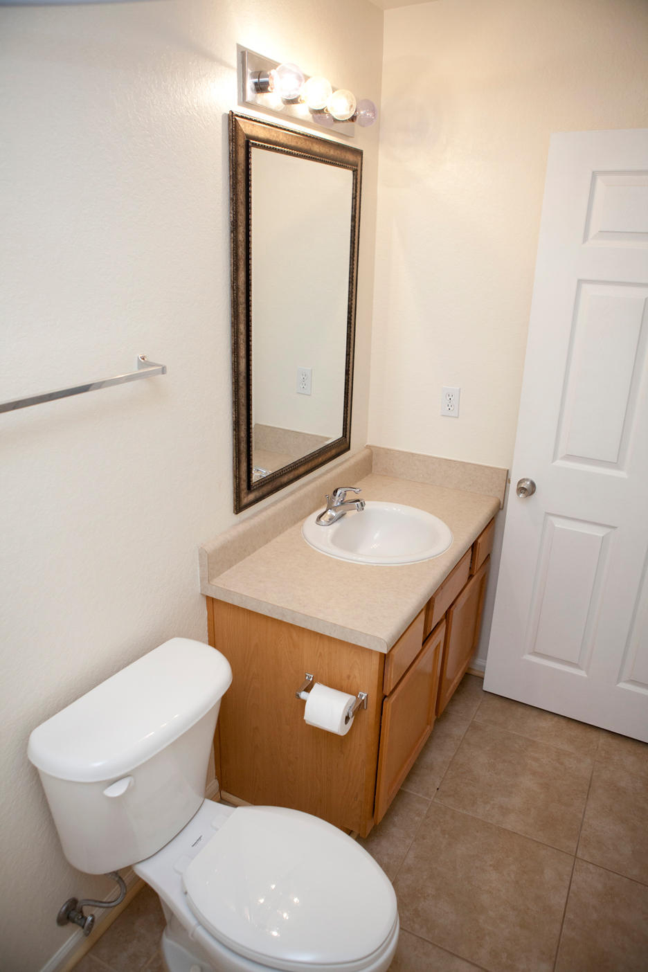 QUAIL LAKE - Residential