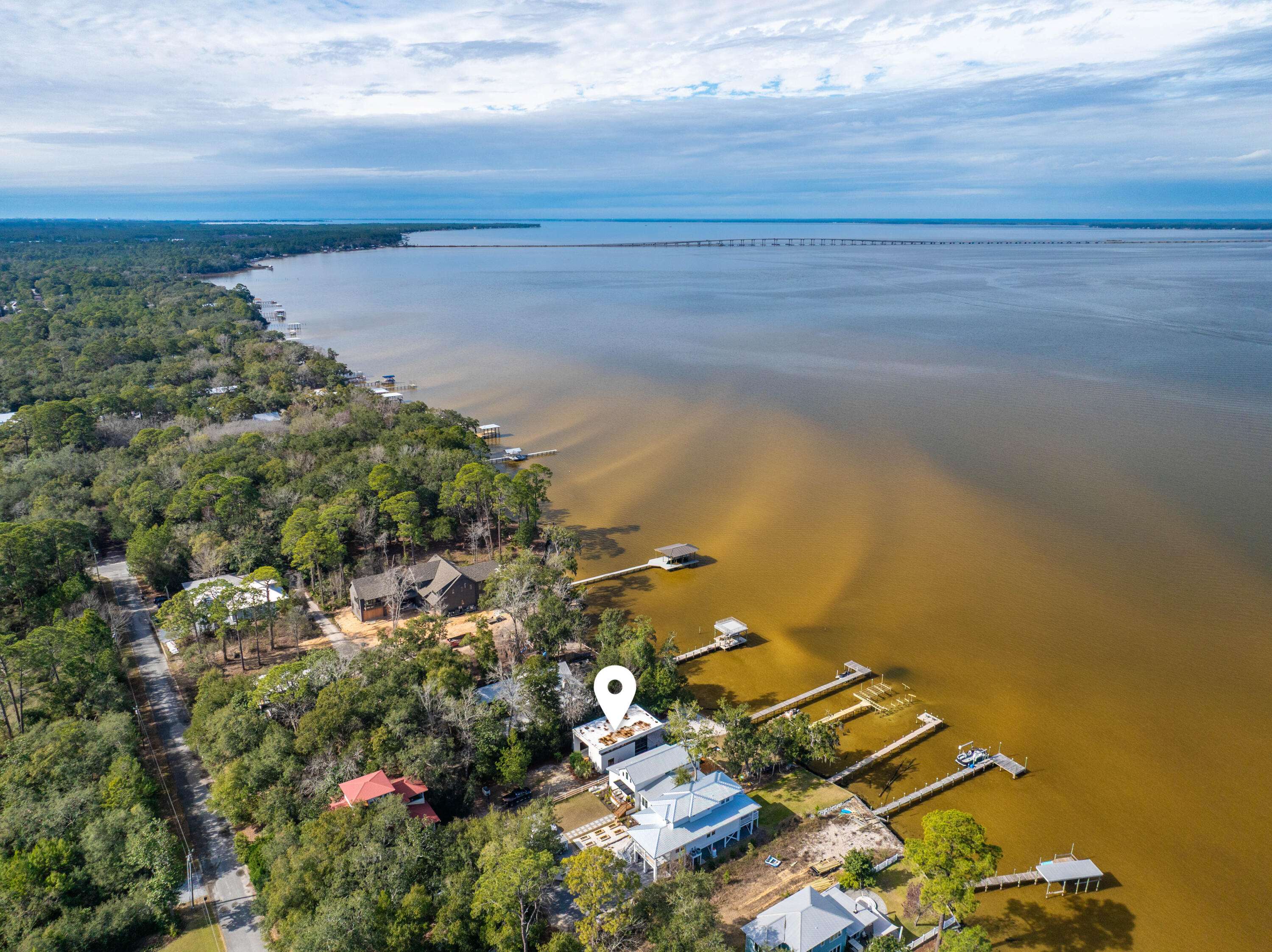 MAGNOLIA BEACH - Residential