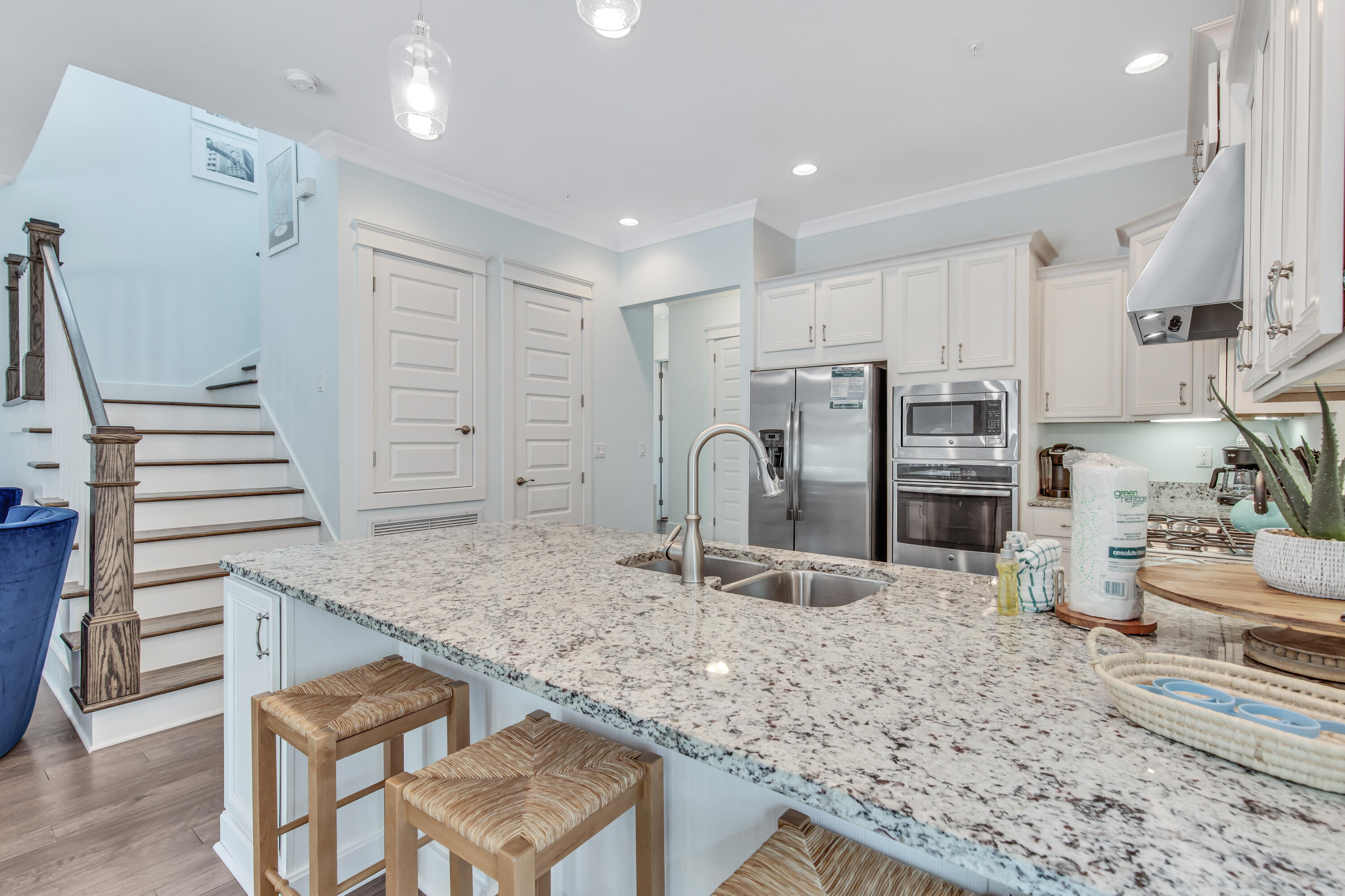 HIGHLAND PARKS - Residential