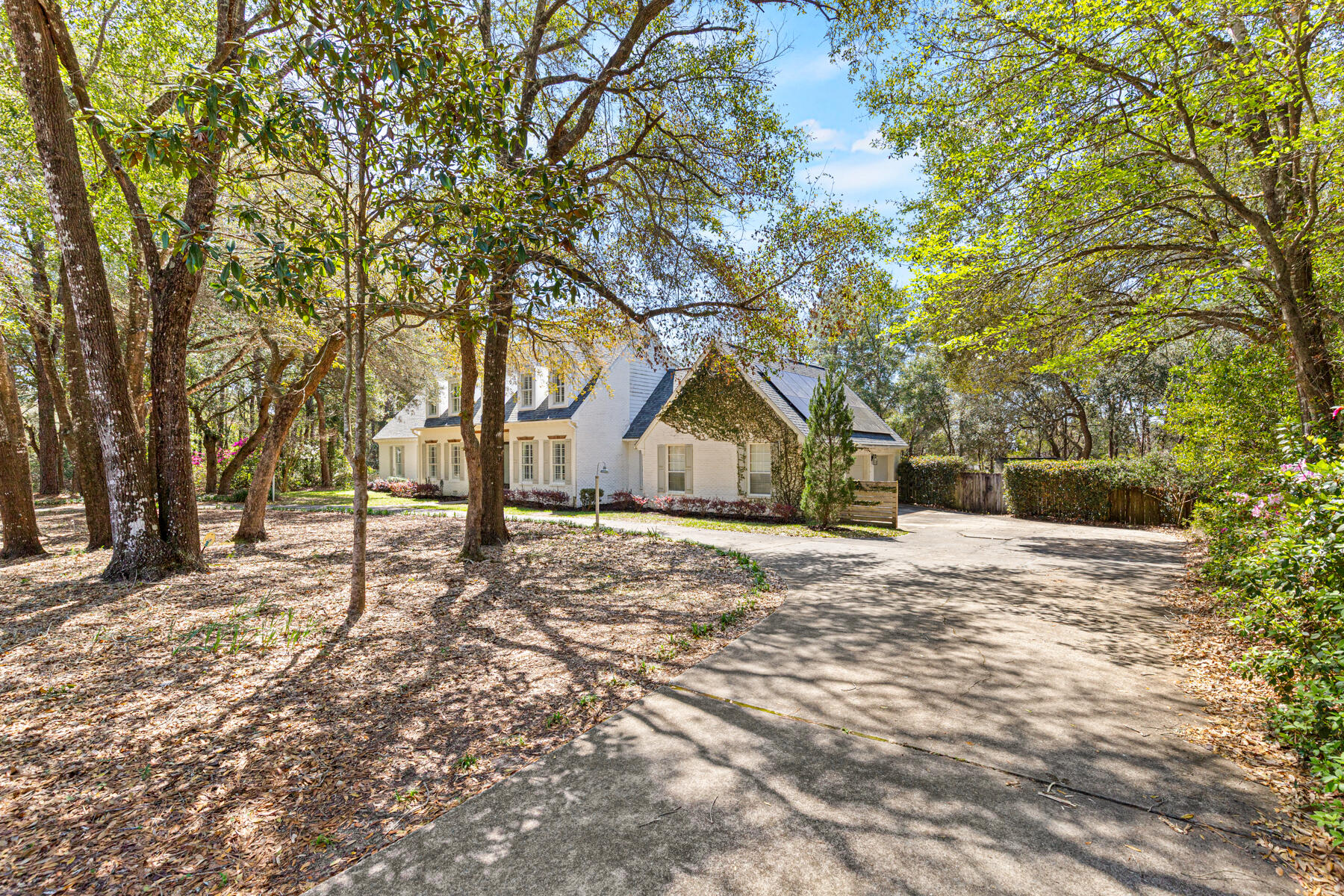 ROCKY BAYOU ESTATES 02 - Residential