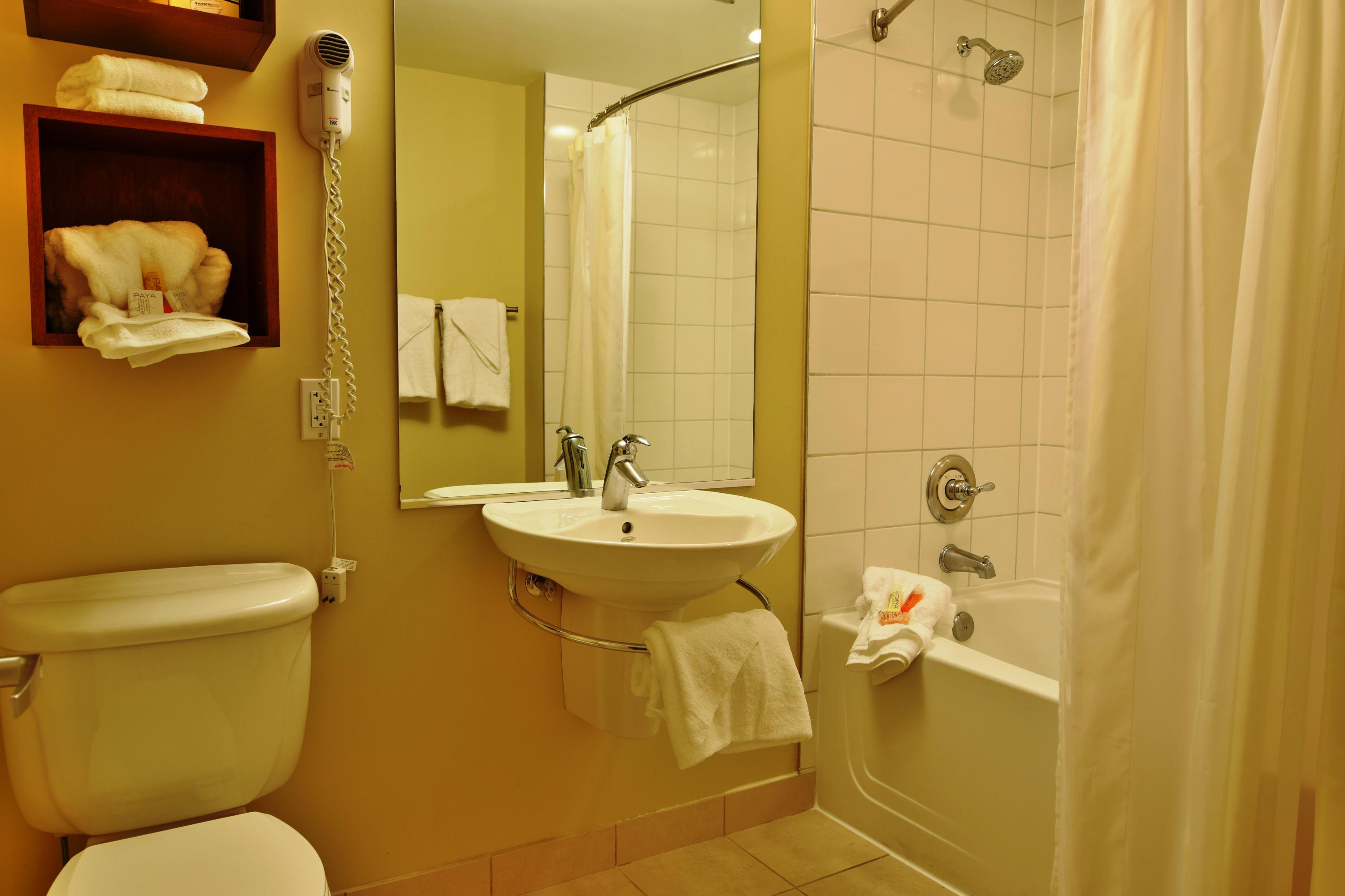 BAHIA CONDO - Residential