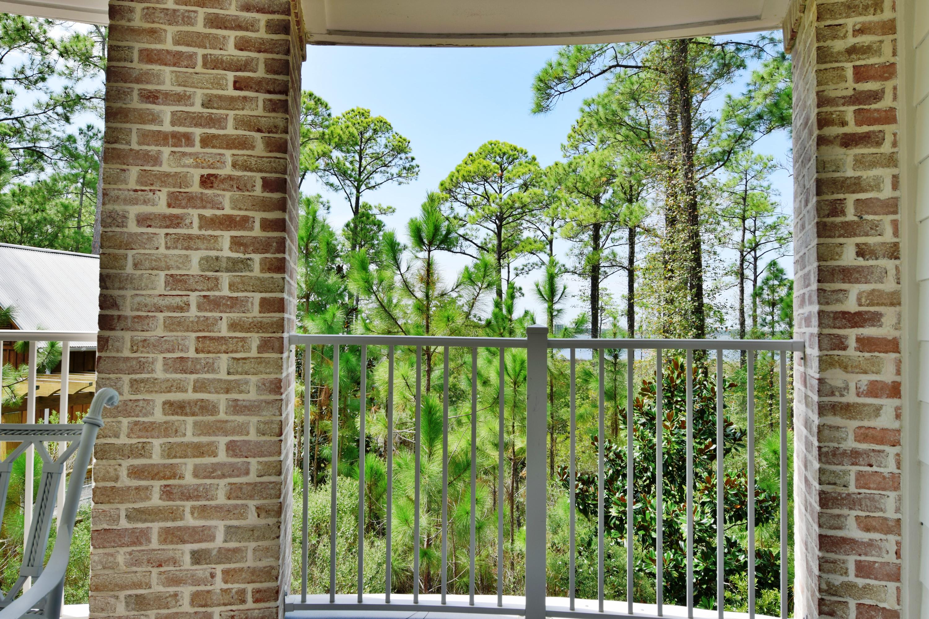 BAHIA CONDO - Residential
