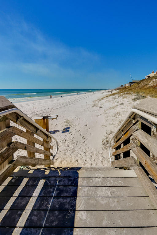 OLD FLORIDA COTTAGES - Residential
