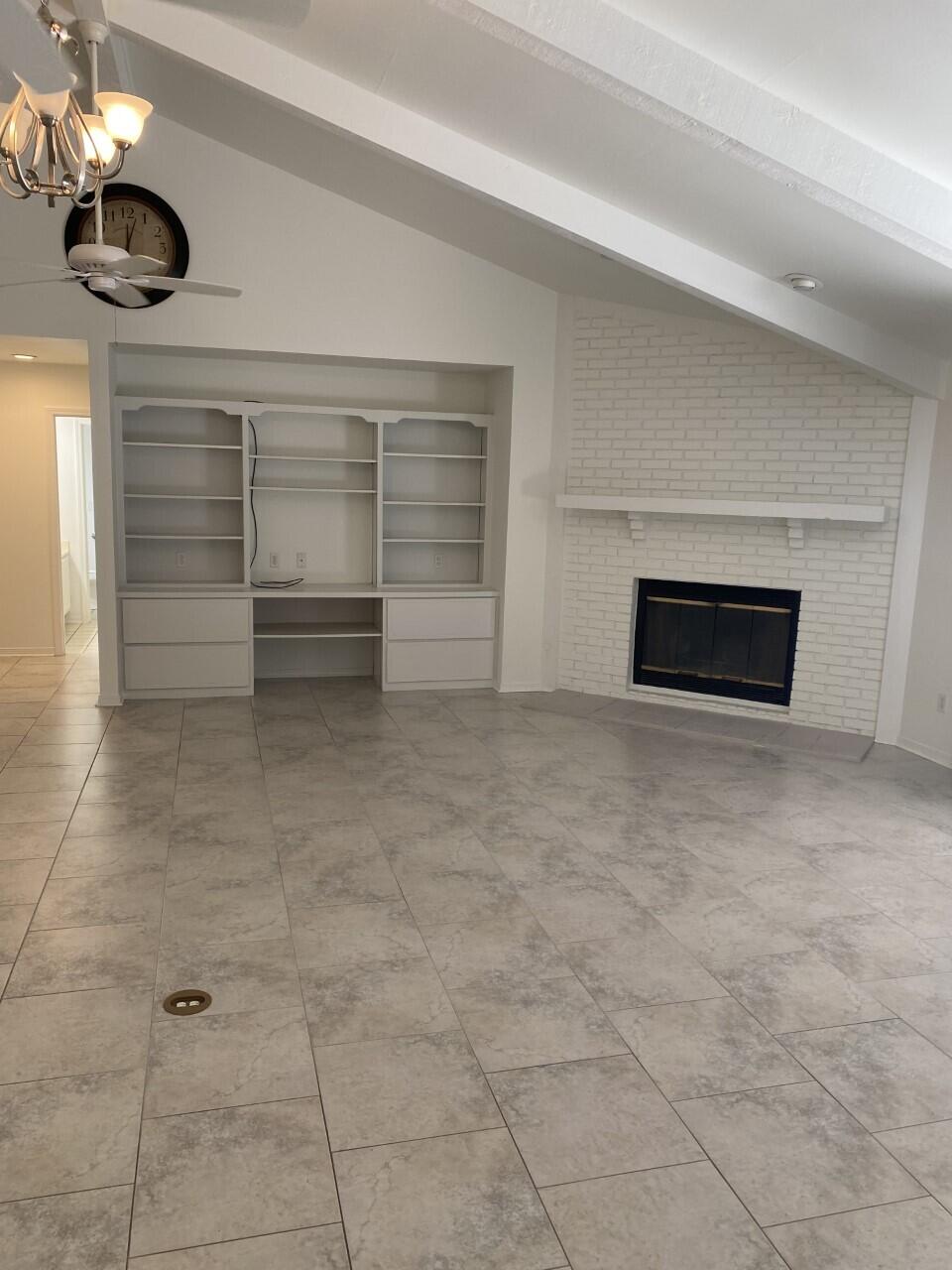 SHADY LANE - Residential Lease