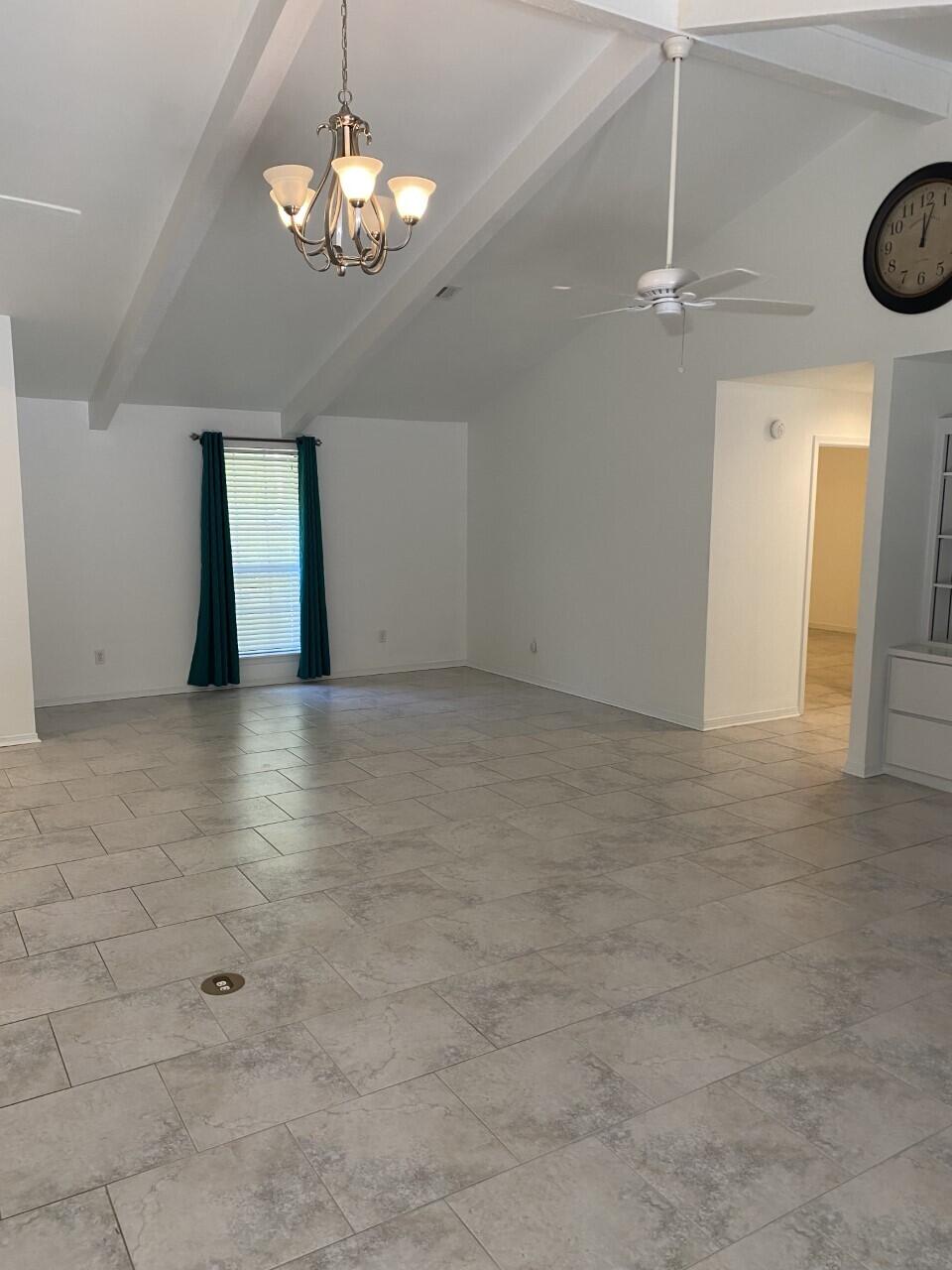 SHADY LANE - Residential Lease