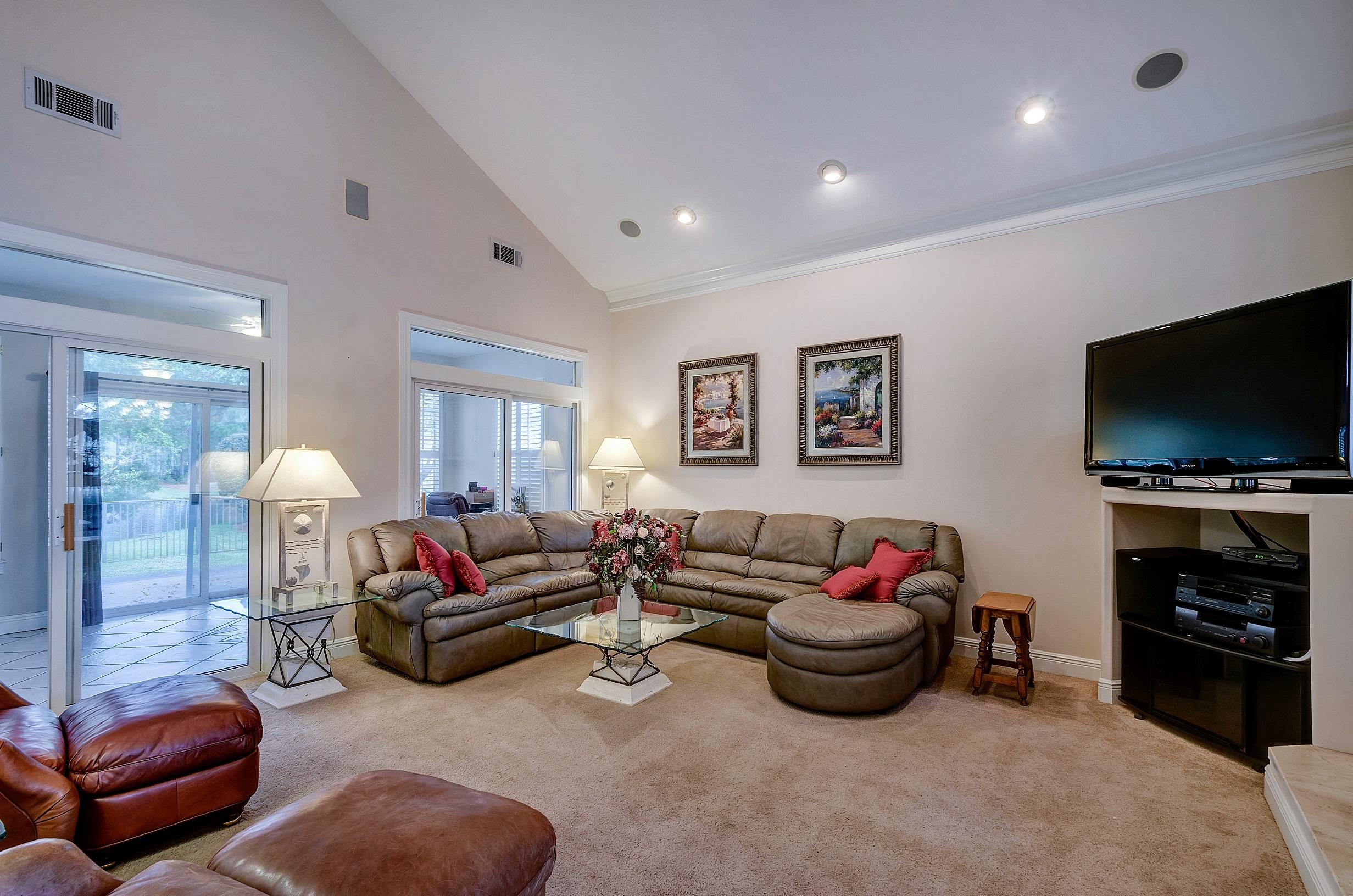 EMERALD LAKES PH II LOT 2 BULK F - Residential