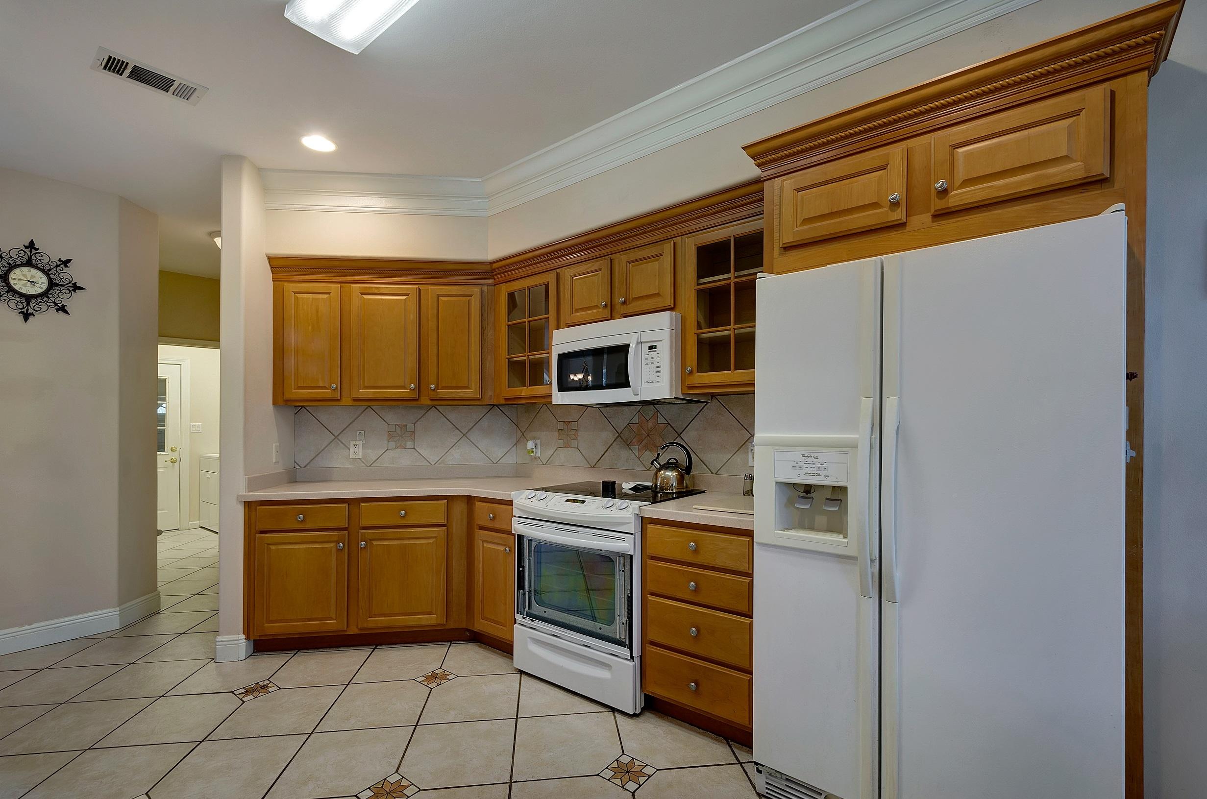 EMERALD LAKES PH II LOT 2 BULK F - Residential