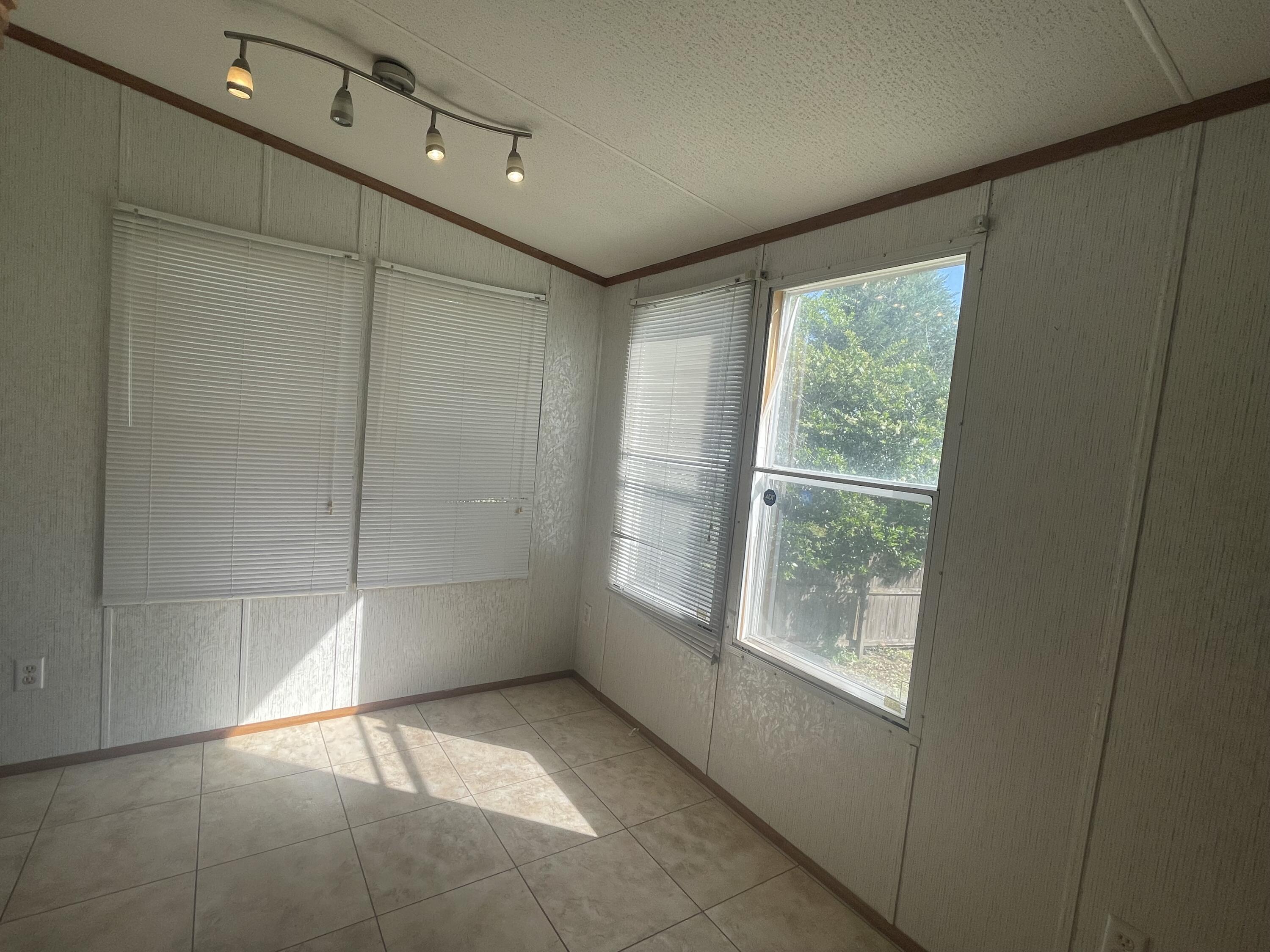 JUNIPER EAST - Residential