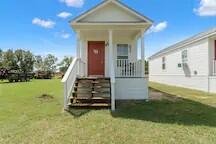 Cottage can be rented for $1250 a month for six months.  Shorter periods of time will be at the Air BnB rates and will be higher than monthly rate listed of $1250.  No pets.  Suitable for one person.  Parking is in front of cottage.  All utilities paid by owner and lawn care.   Fully furnished.