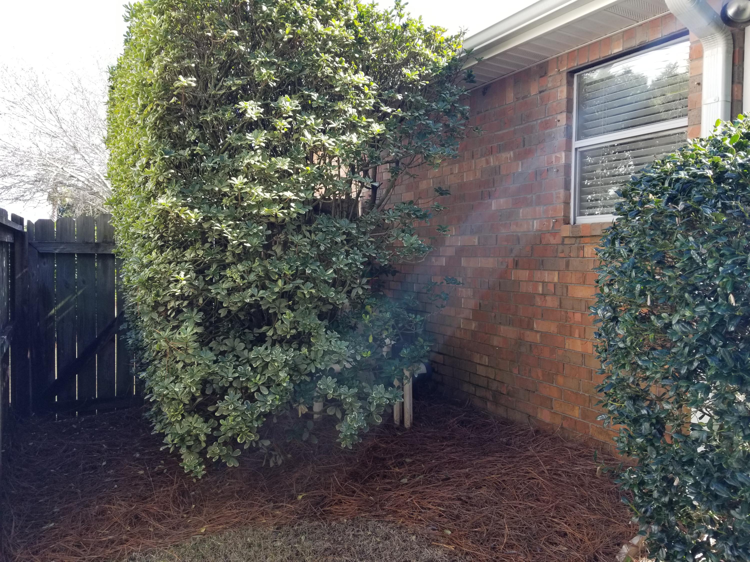 HARBOR BREEZE - Residential