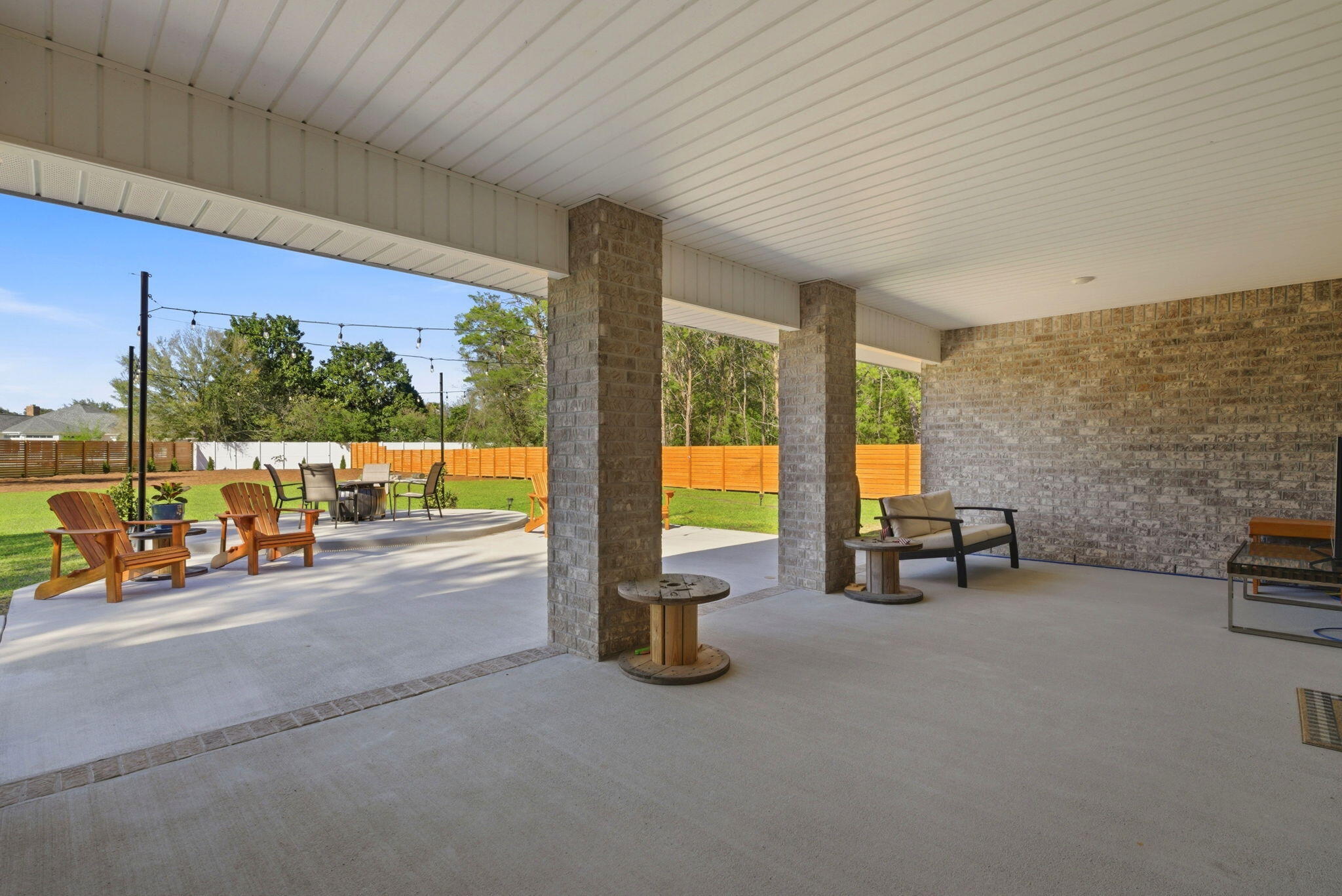 HOLLEY BY THE SEA - Residential