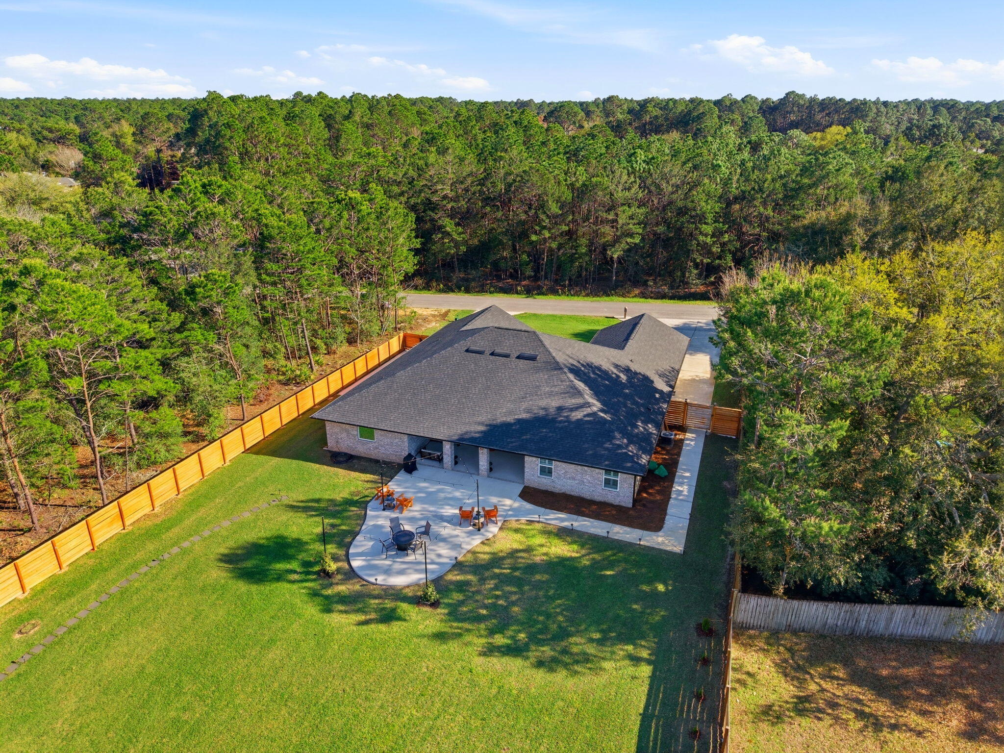 HOLLEY BY THE SEA - Residential