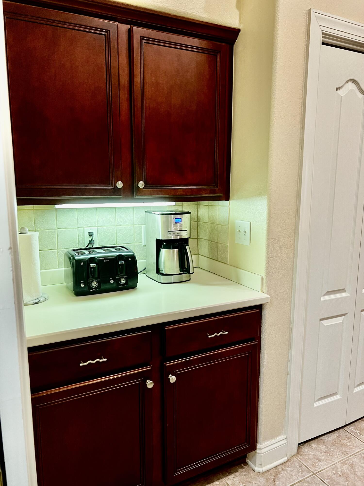 DIAMOND LAKES - Residential