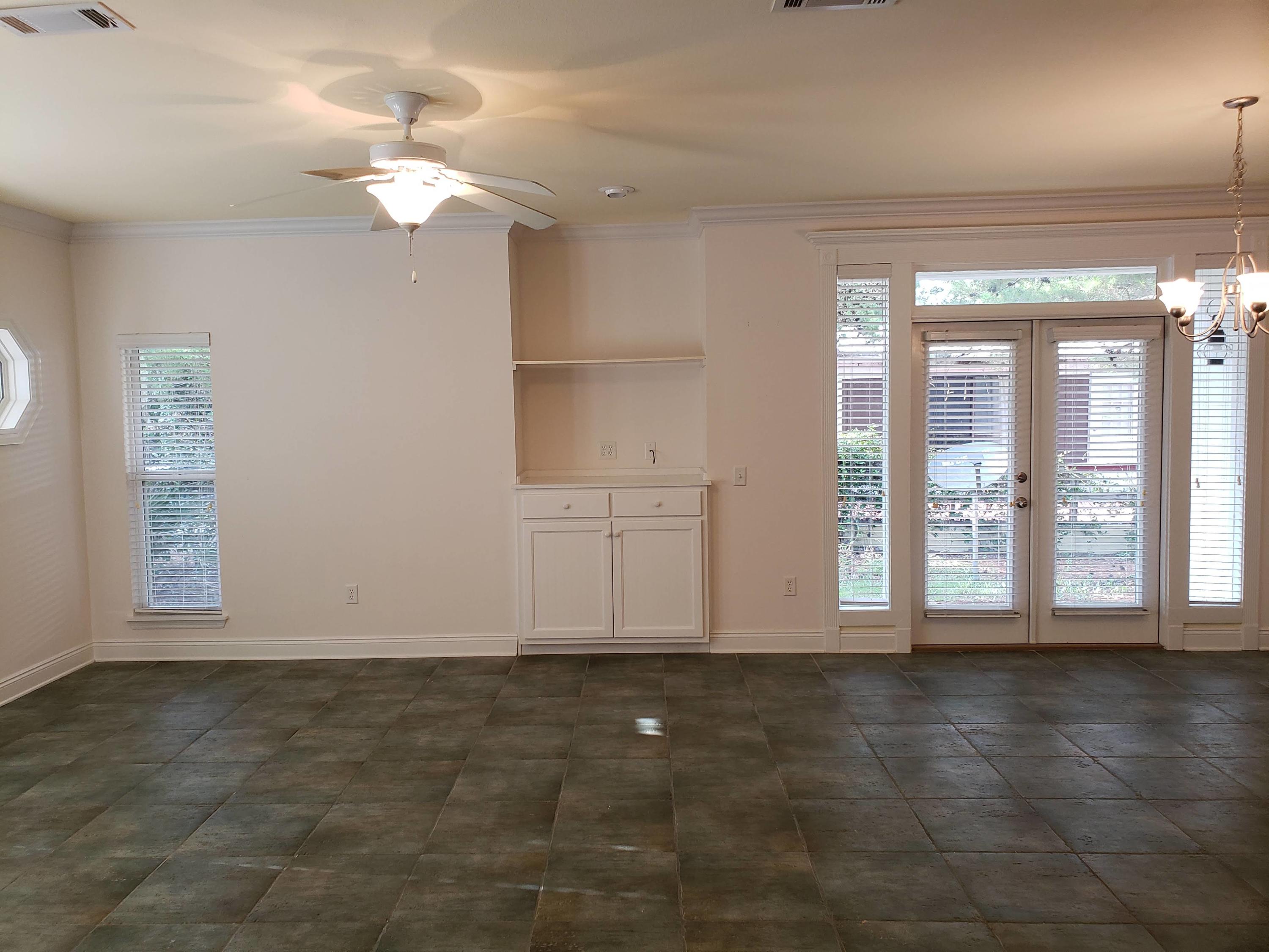 DALTON UNREC - Residential