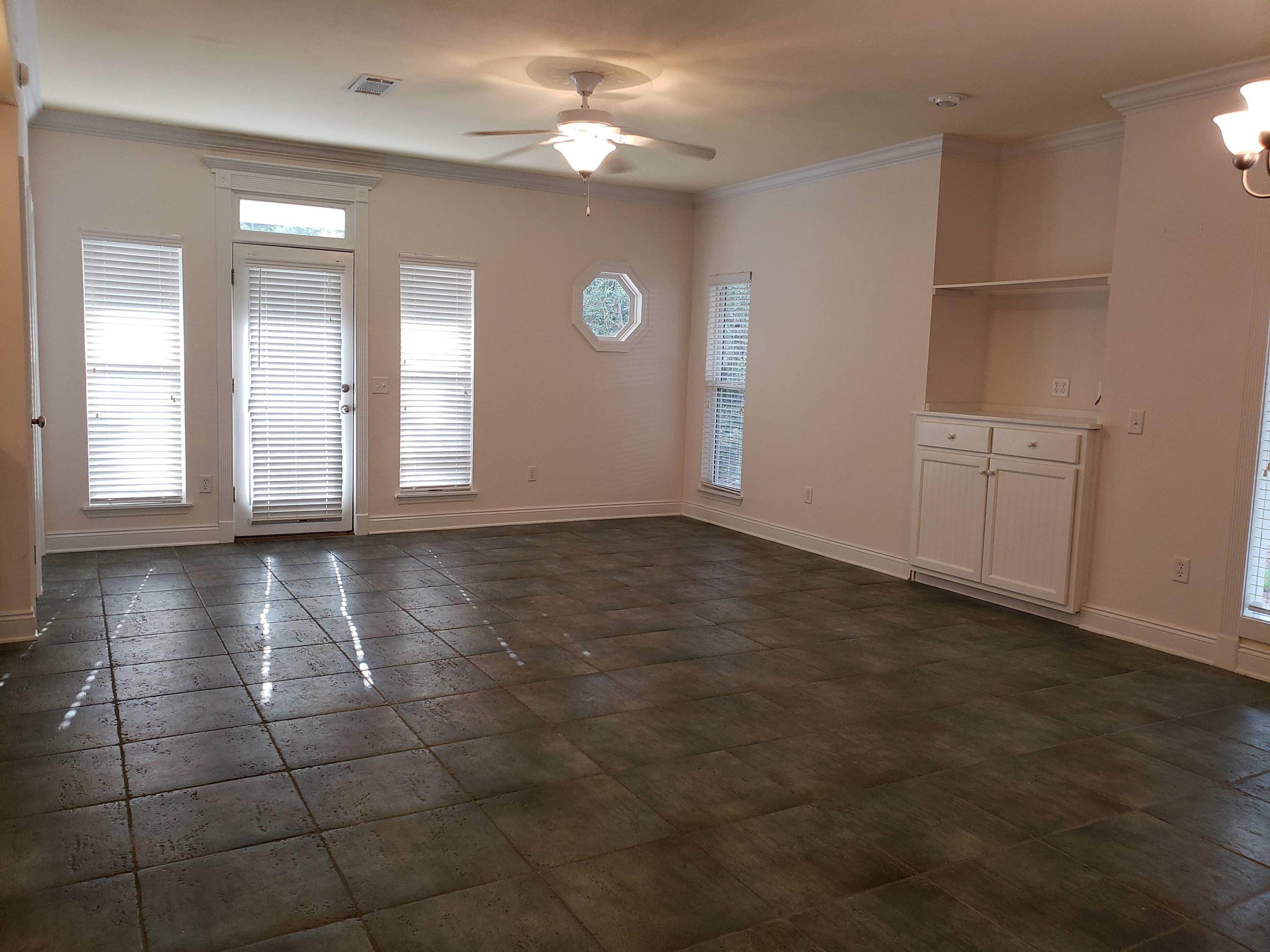 DALTON UNREC - Residential