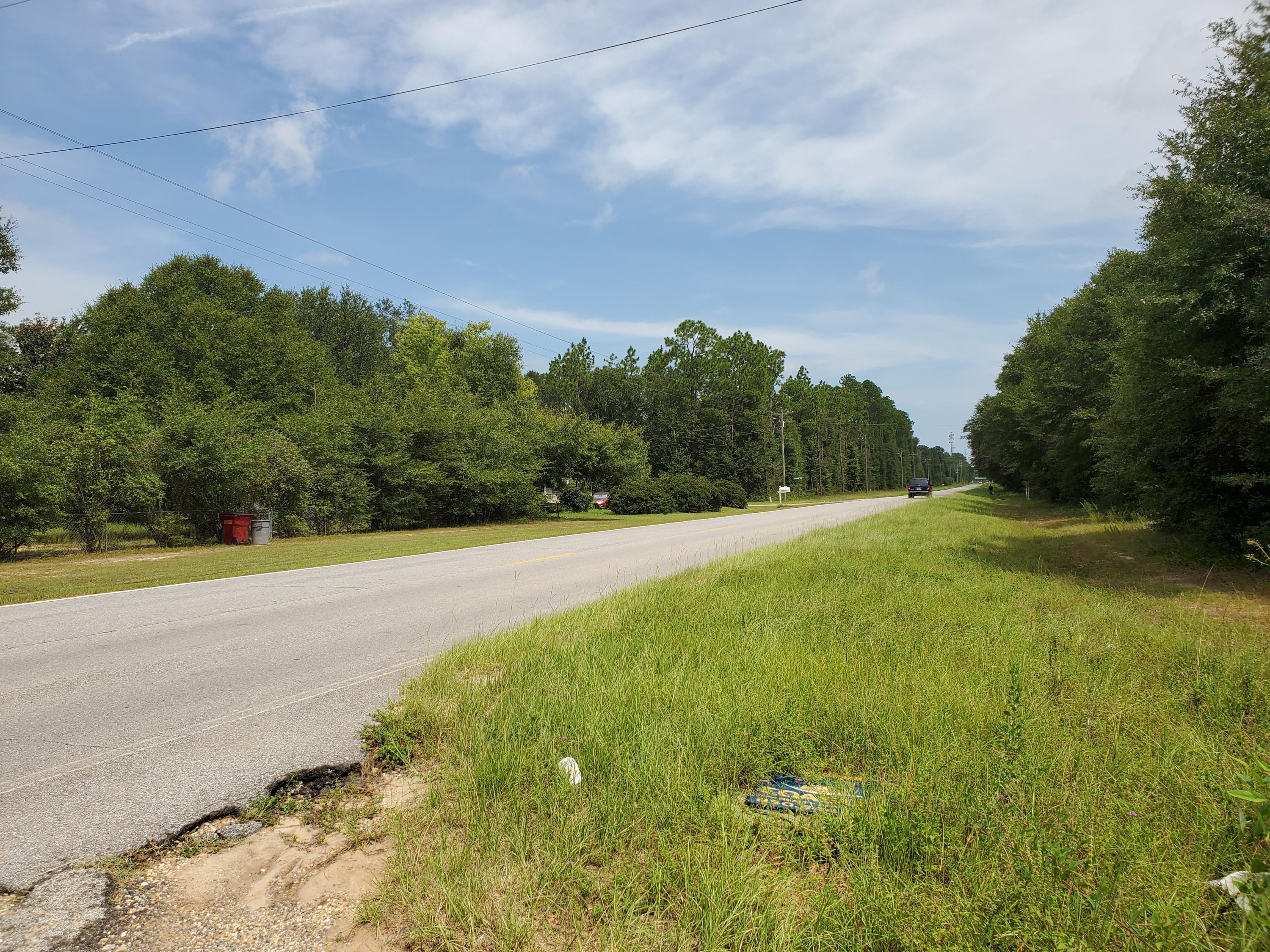 LAKEWOOD ESTATES - Land