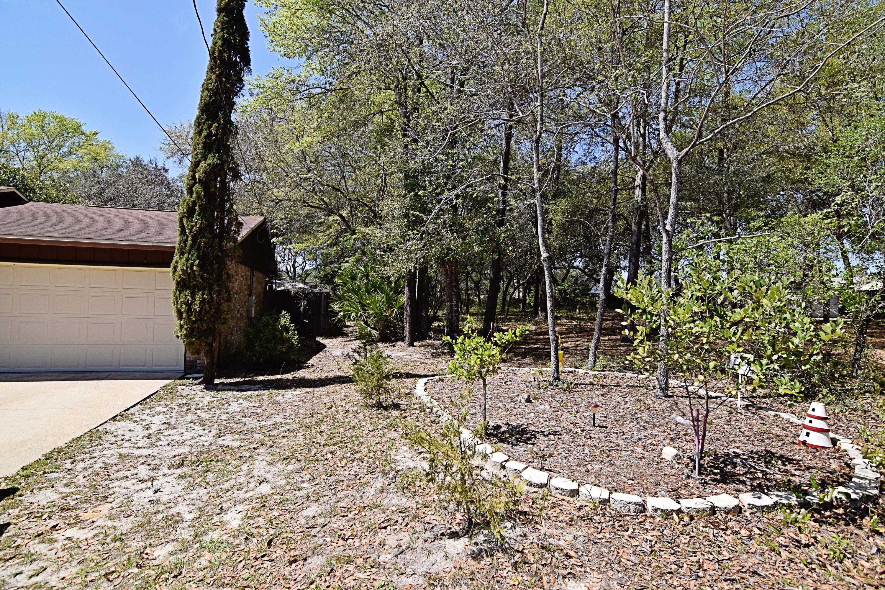 Valparaiso P/C #5 Lot 4 & N30 Ft Lot 5 BLK 97 - Residential