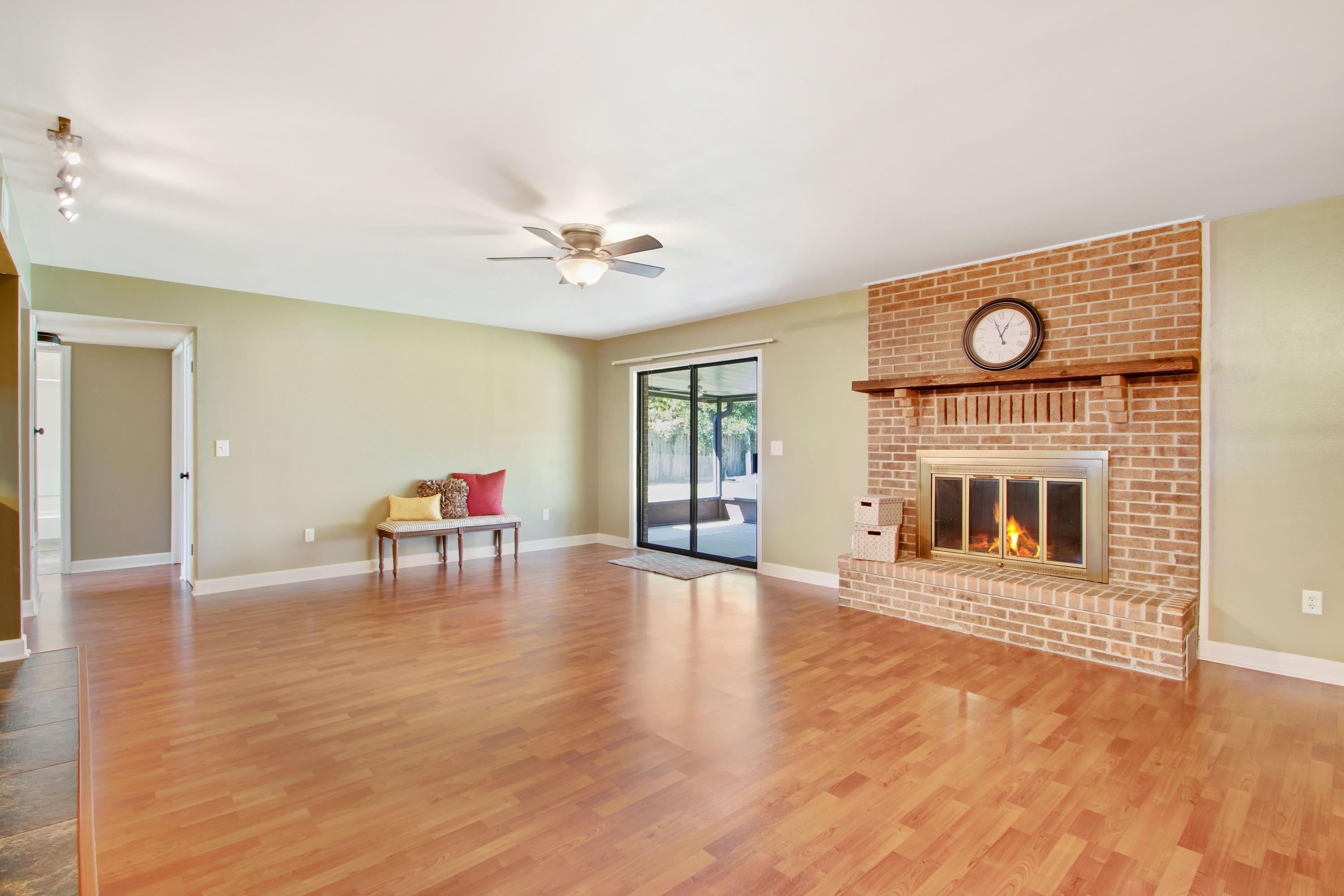 PINEDALE 2ND ADDN - Residential