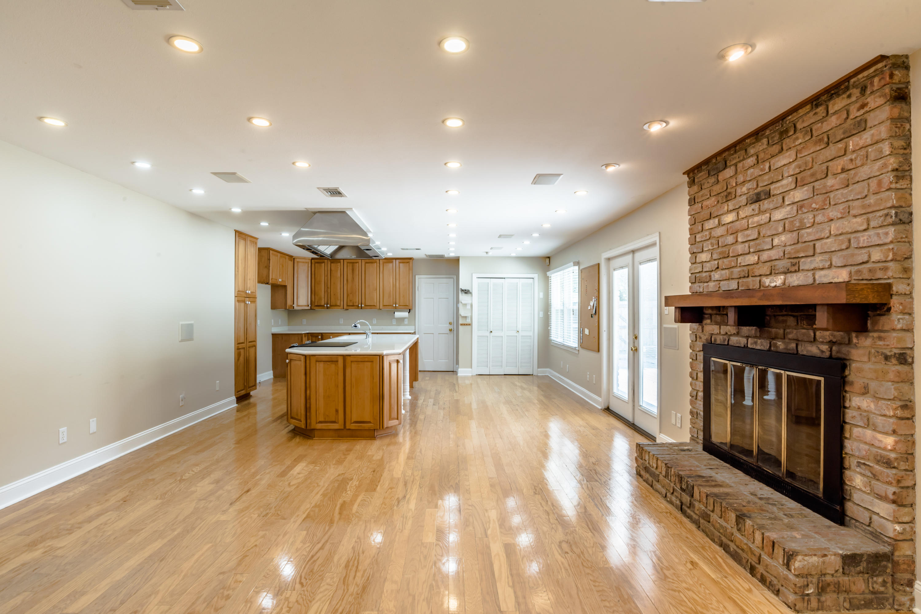 NORTHCLIFFE - Residential