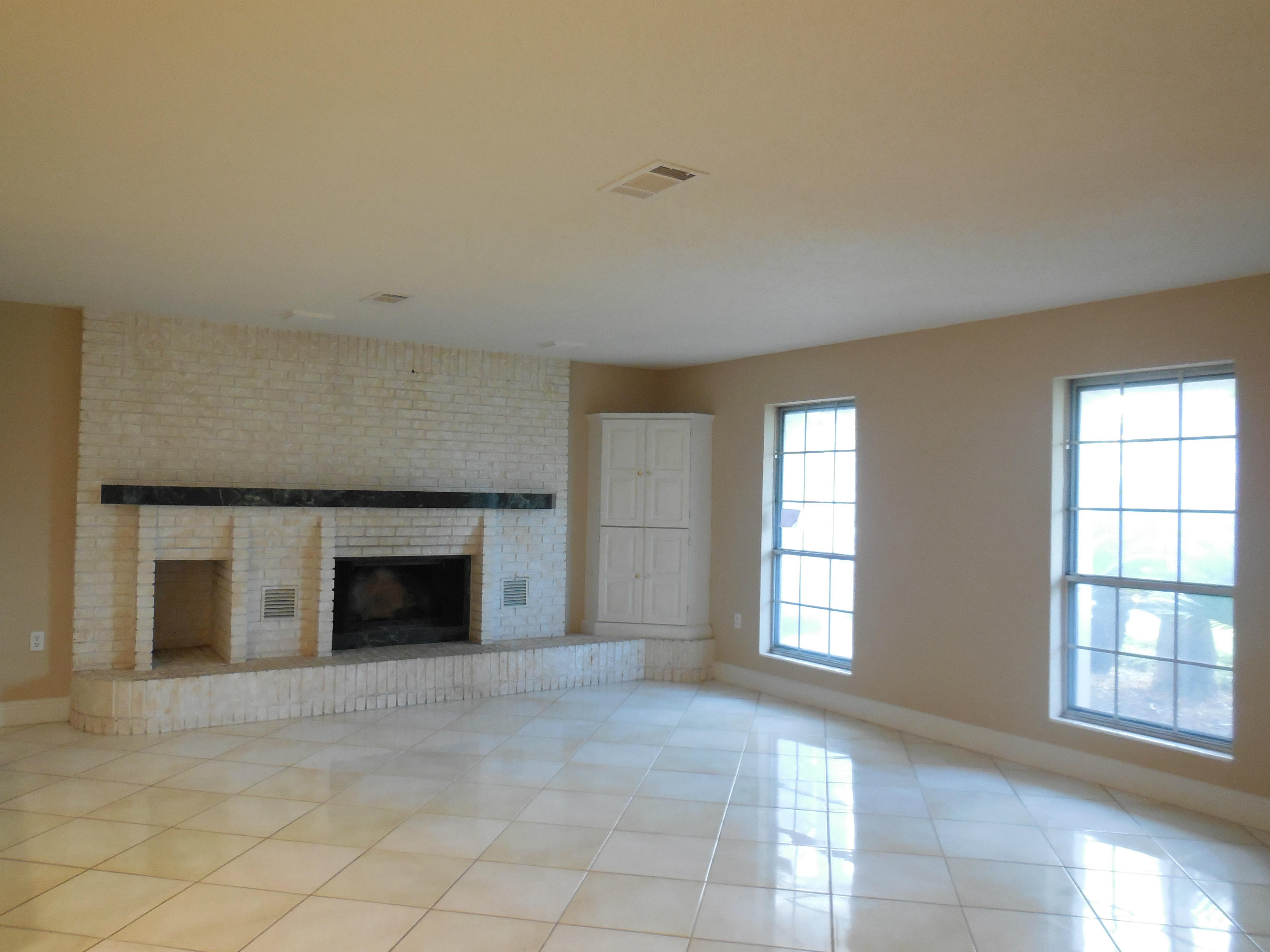 PINEDALE 1ST ADDN - Residential