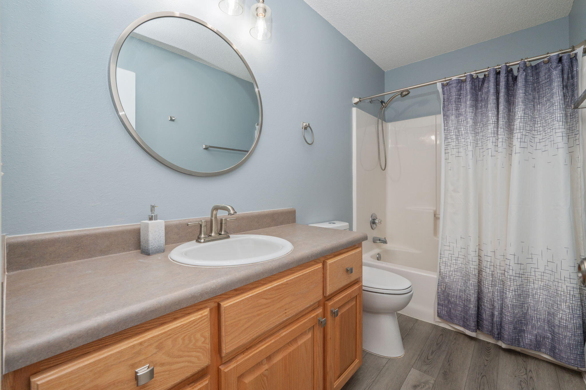 FOX VALLEY - Residential