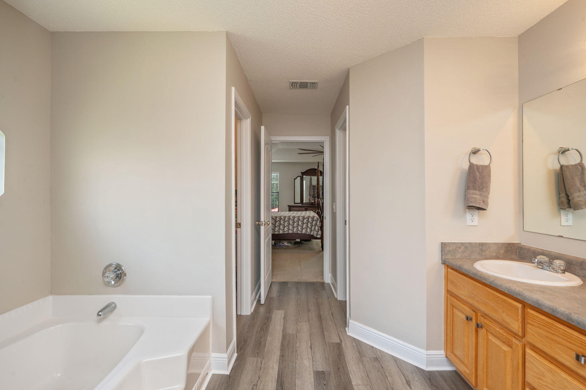 FOX VALLEY - Residential