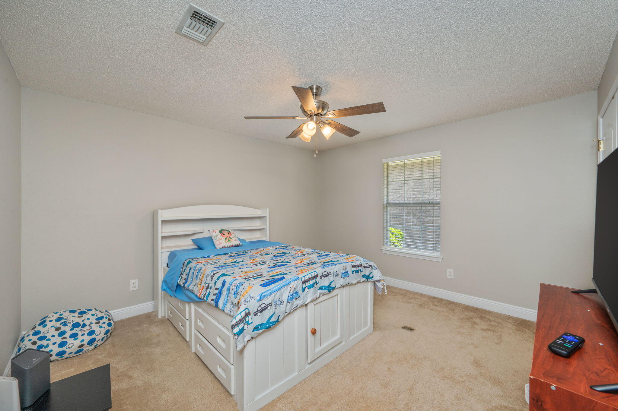 FOX VALLEY - Residential