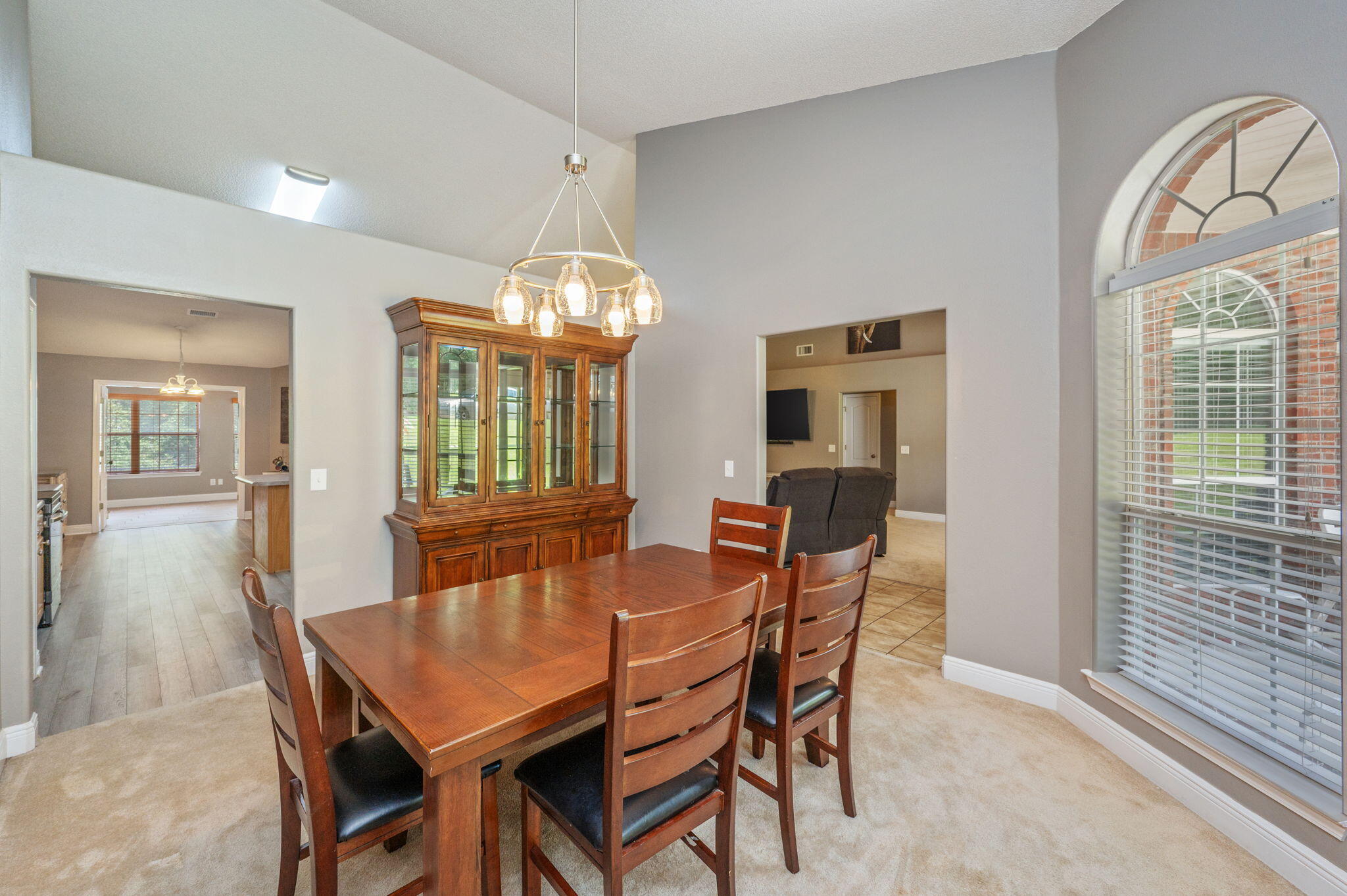 FOX VALLEY - Residential
