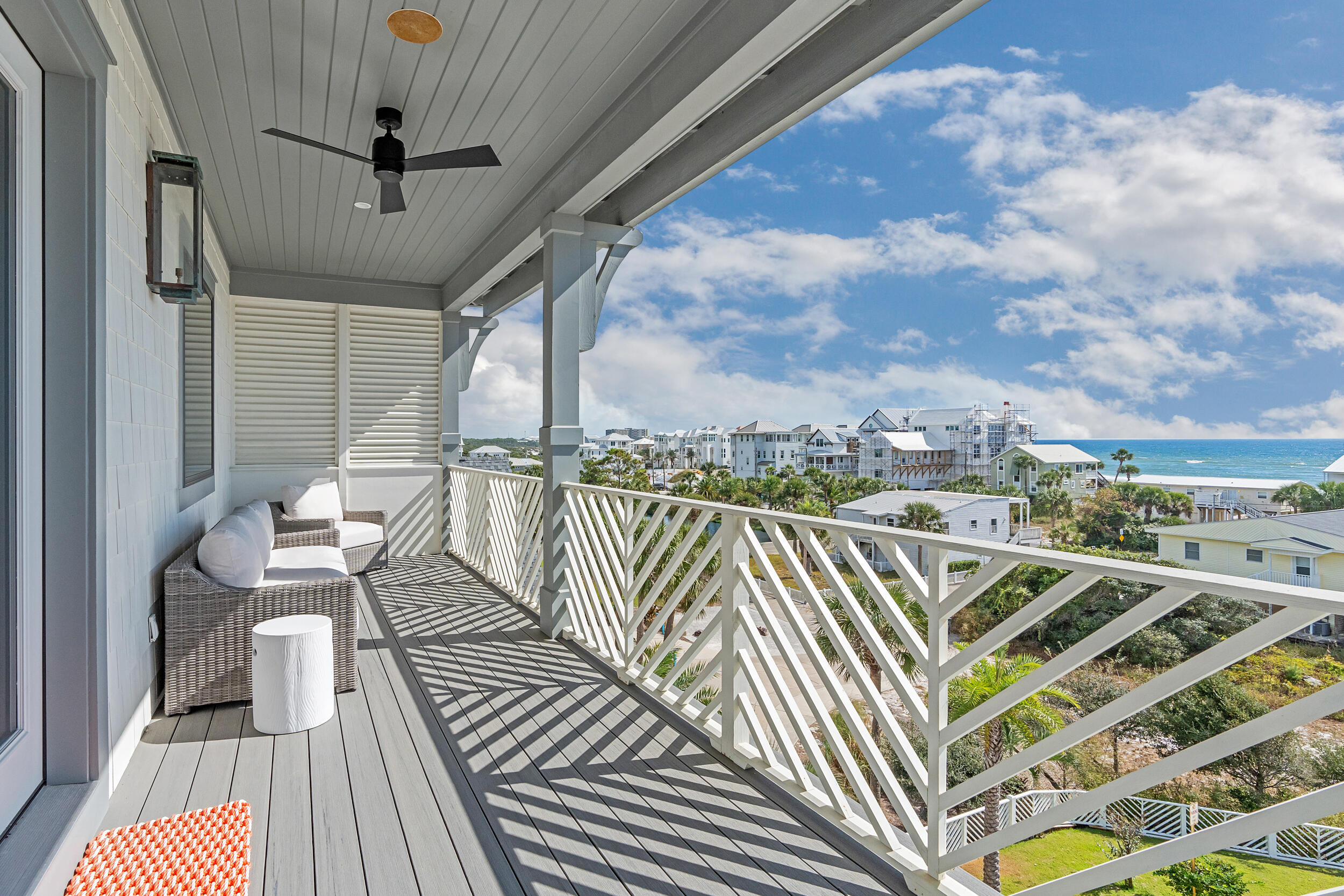 Inlet Palms - Residential