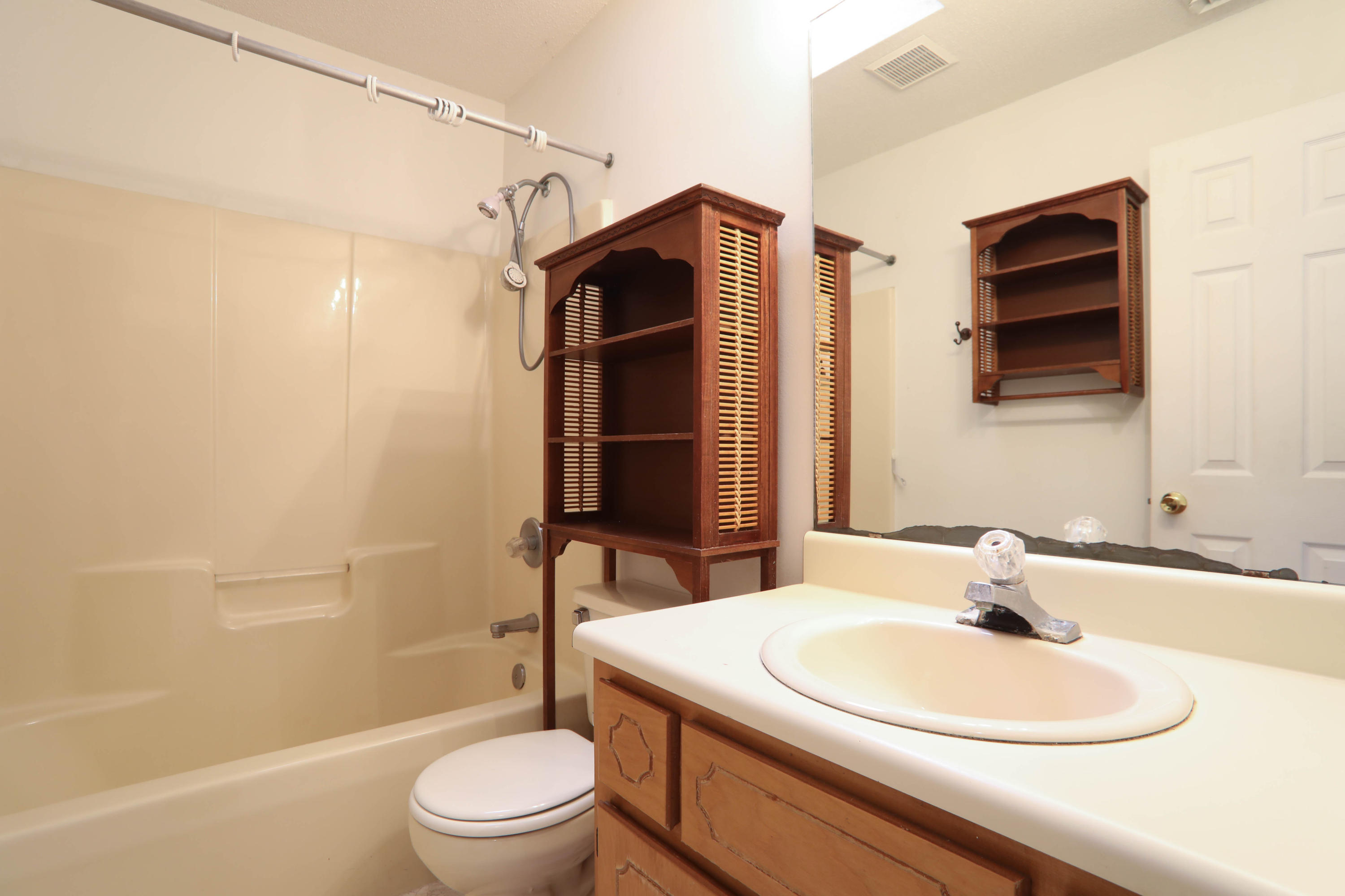 WYNNEHAVEN BEACH ESTATES - Residential