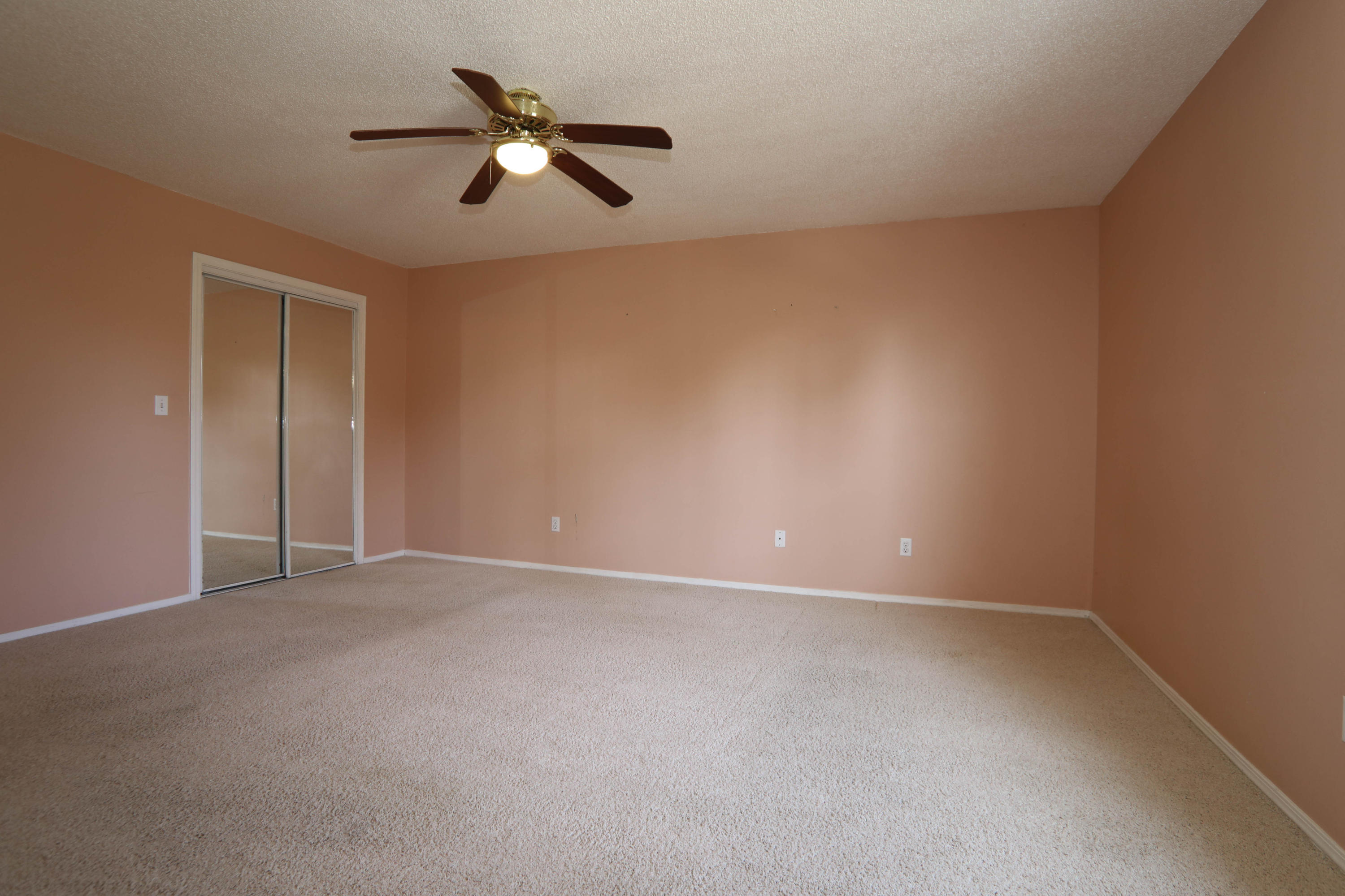 WYNNEHAVEN BEACH ESTATES - Residential