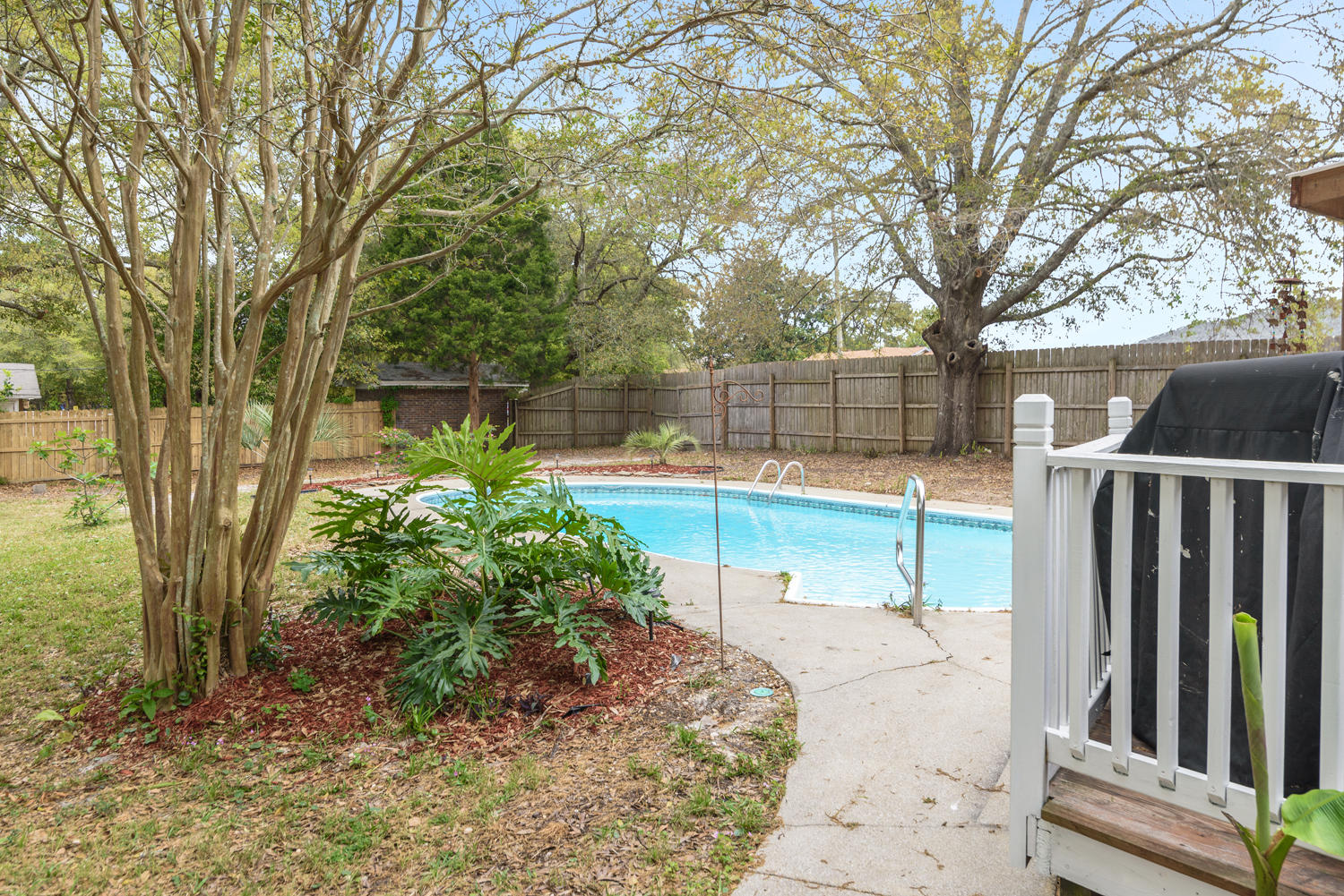 FIELD S/D 1ST ADDN - Residential