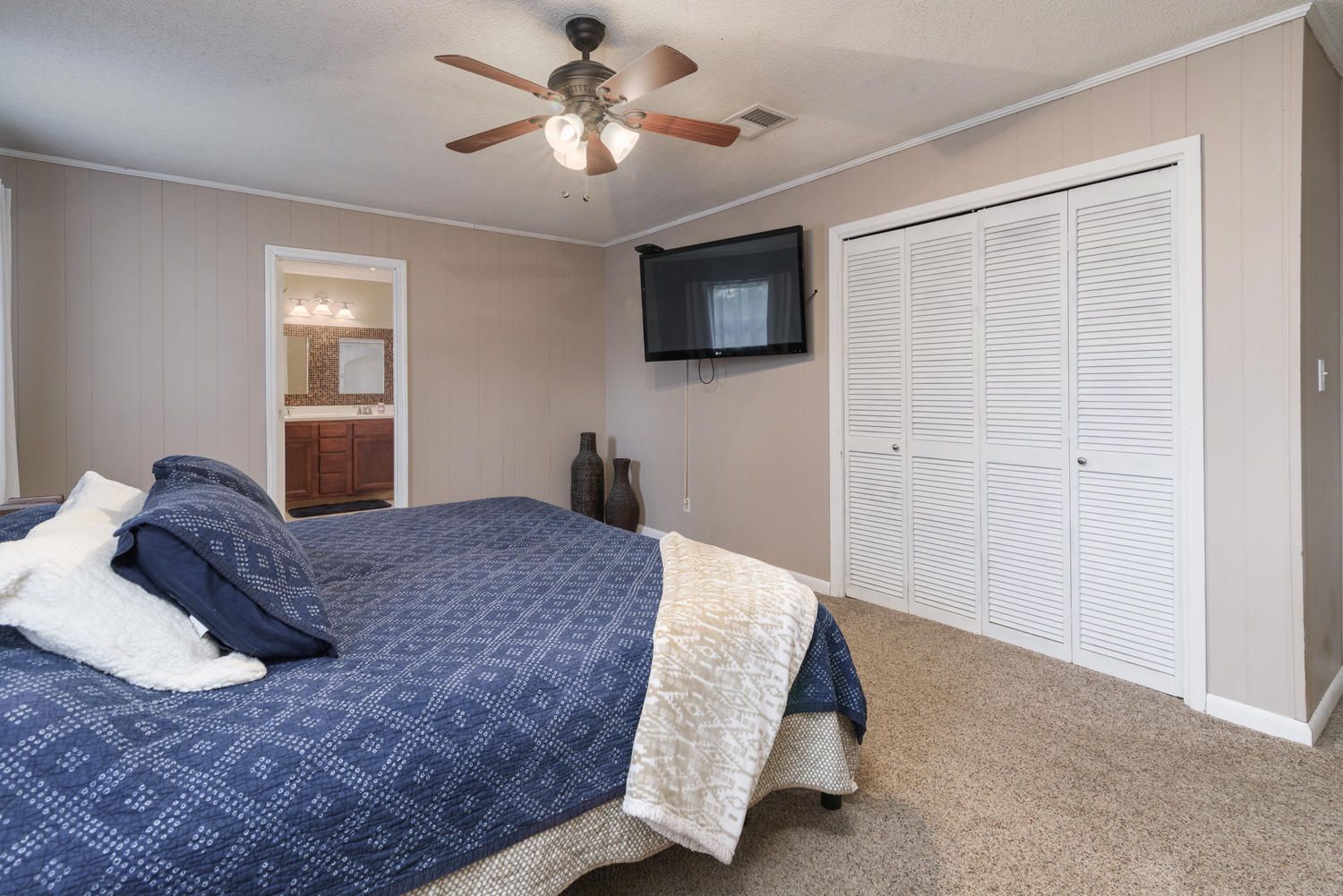 FIELD S/D 1ST ADDN - Residential