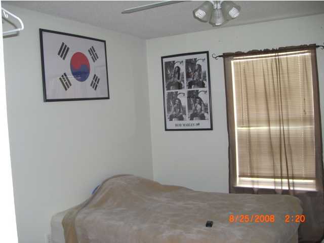 FOREST HILLS UNIT 1 - Residential Lease