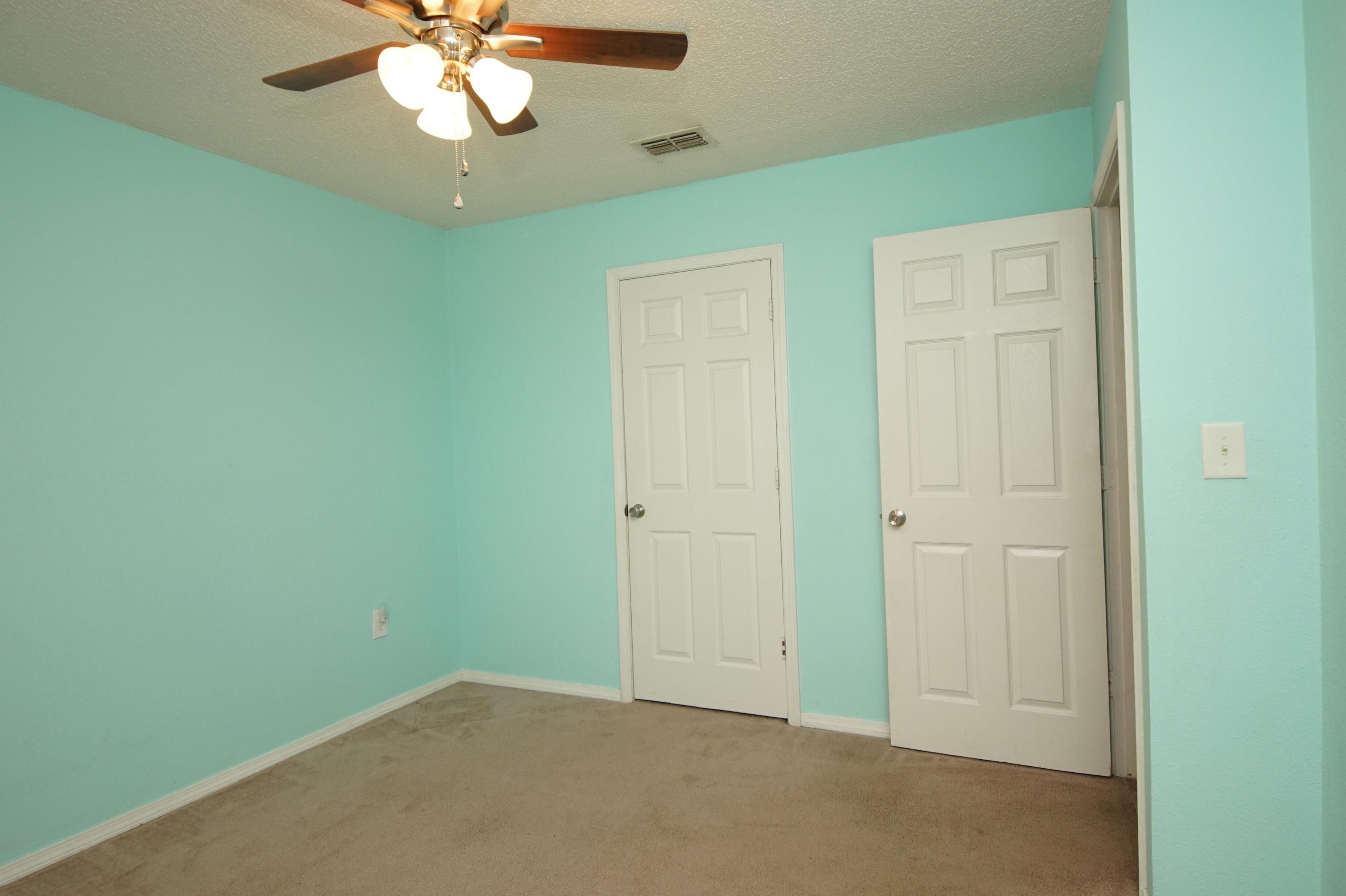 WYNNEHAVEN BEACH ESTATES - Residential