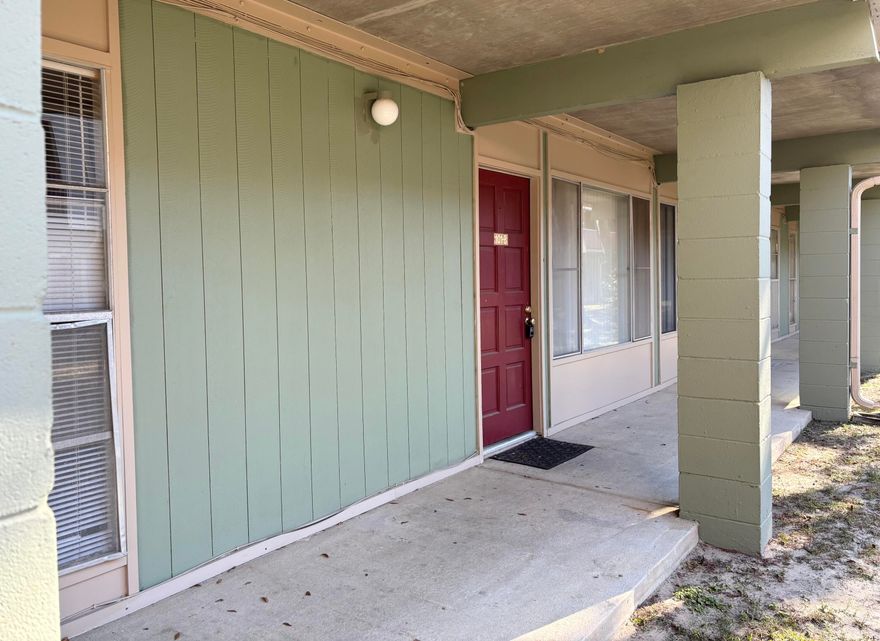 This condo has access to a complex pool, and tennis court. Water, Sewer, and Trash is included and there is coin operated laundry on site. *All Coastal Realty Services residents are enrolled in the Resident Benefits Package (RBP) which includes renters insurance, HVAC air filter delivery (for applicable properties) and our best-in-class resident rewards program and much more! More details upon application.*  Visit our website to schedule a showing:  COASTALREALTYSERVICES.COM