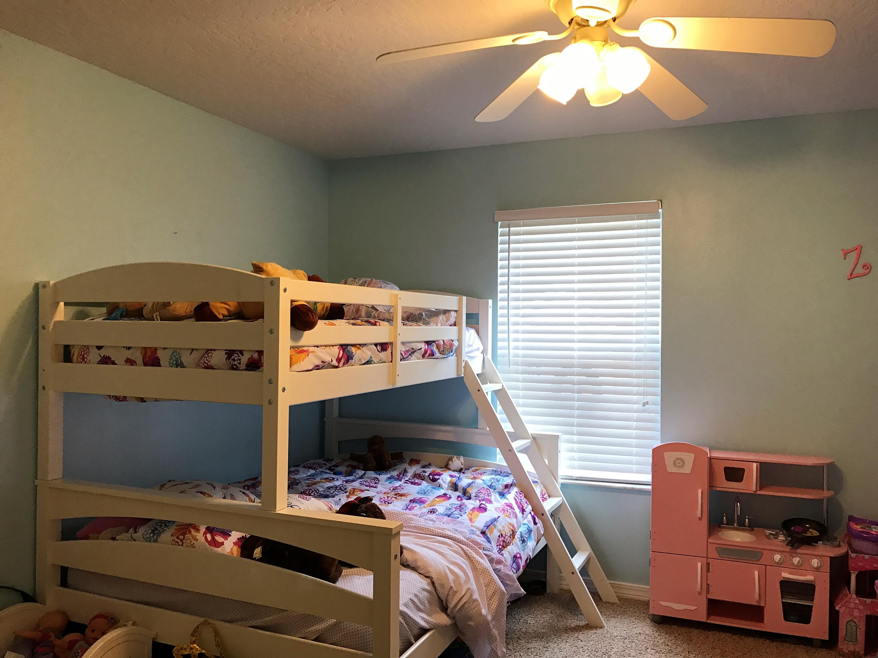 RIDGE CREST PH I - Residential