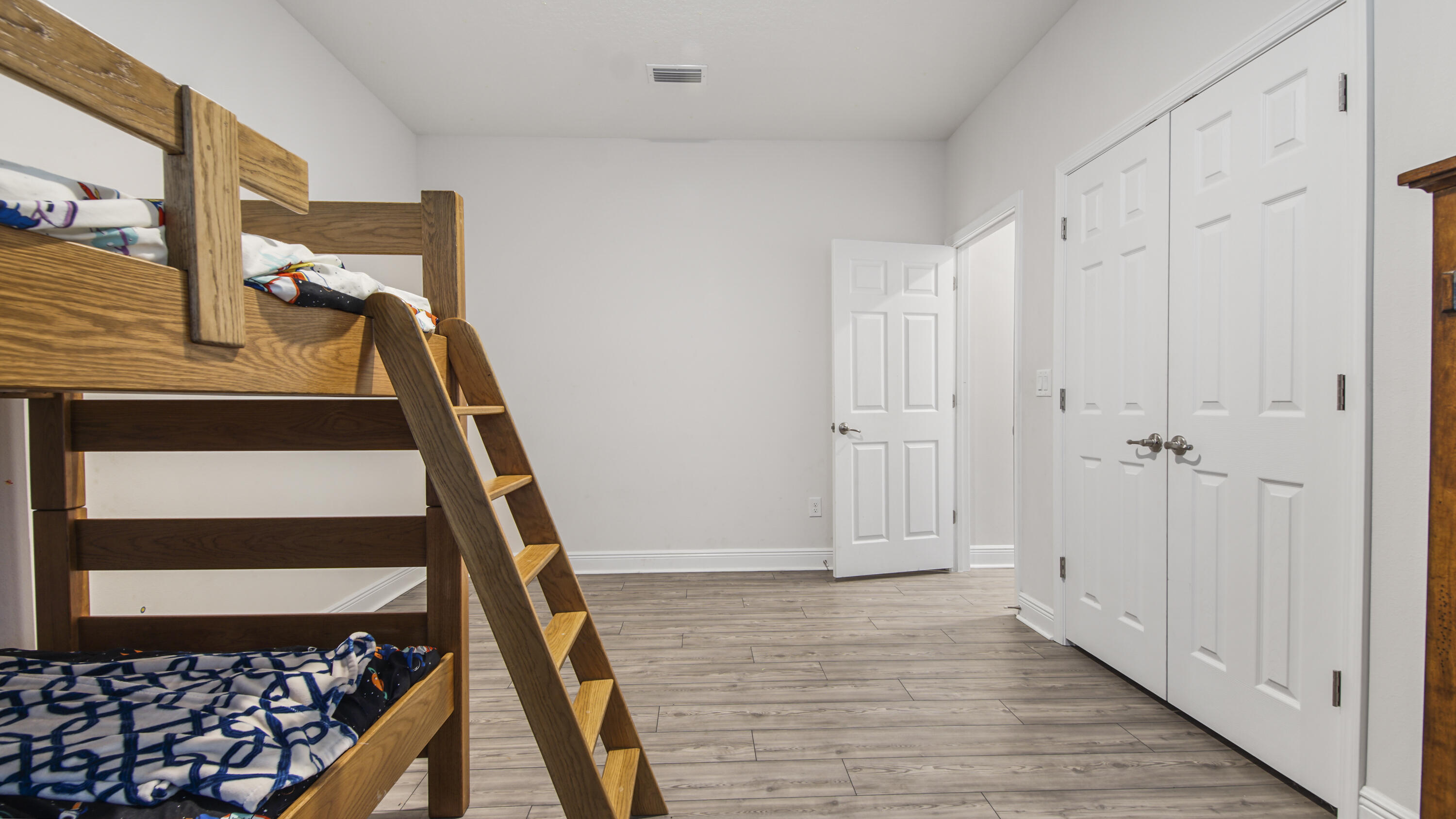 WINDSWEPT ESTATES - Residential