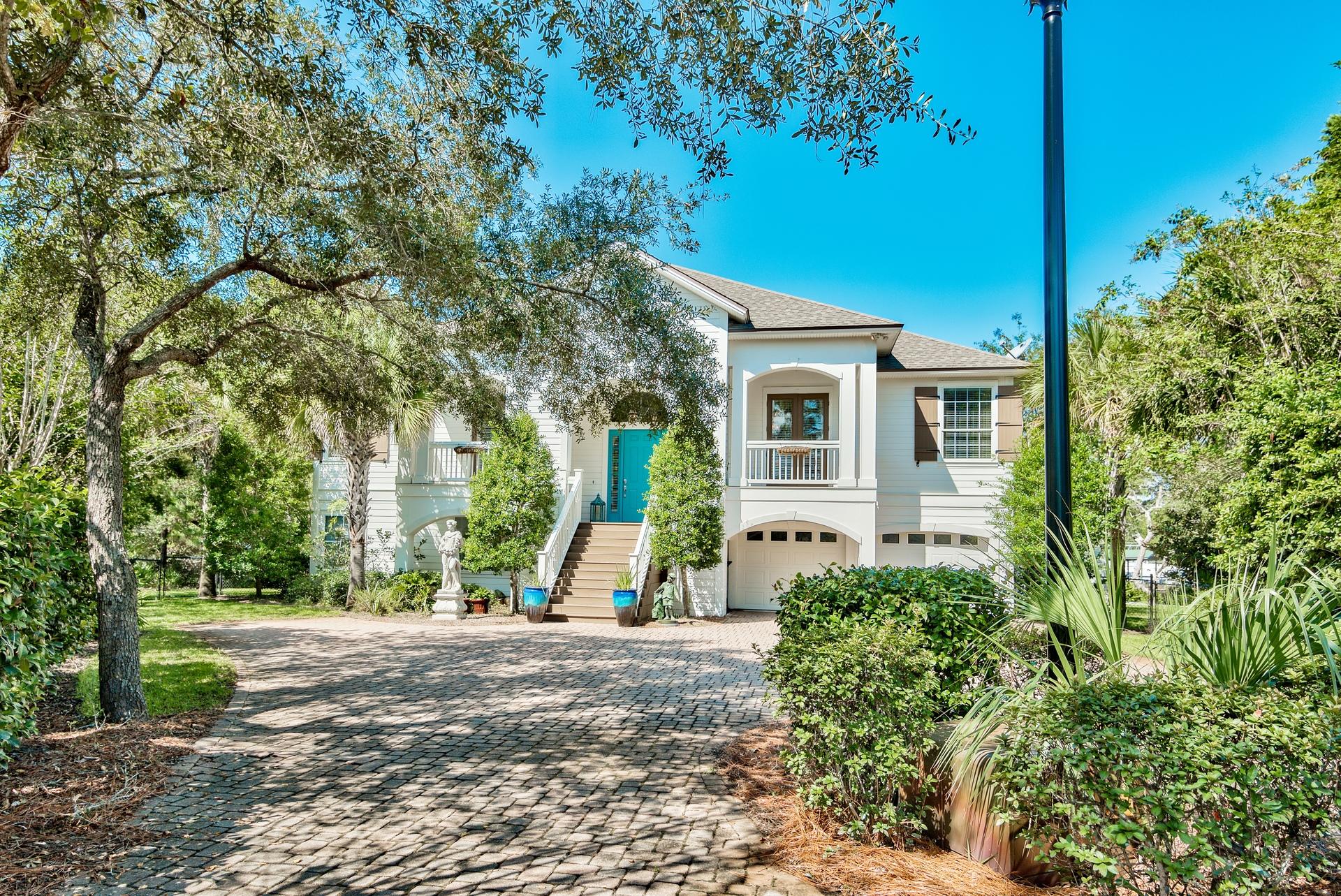BAYOU BREEZE - Residential