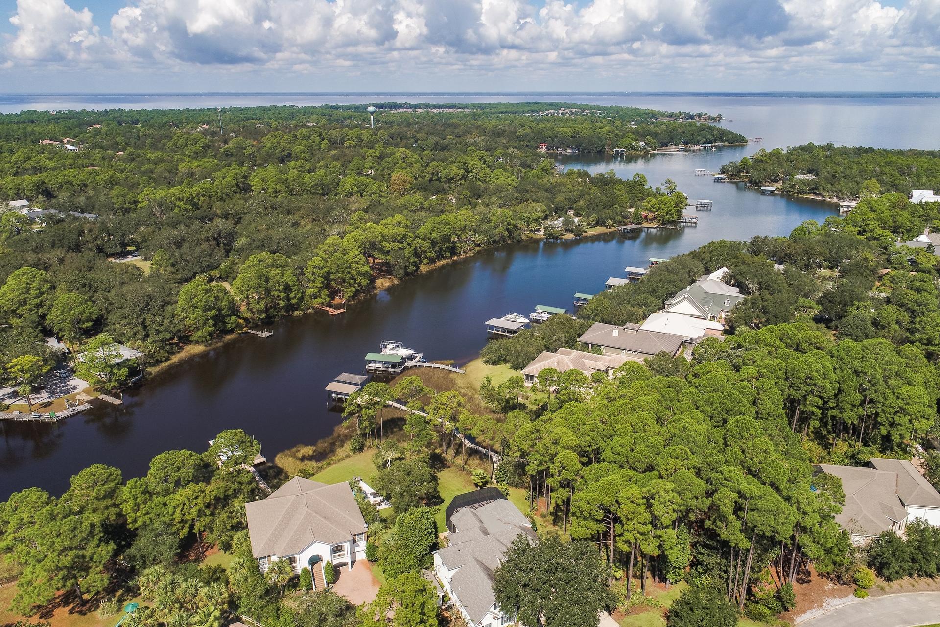 BAYOU BREEZE - Residential