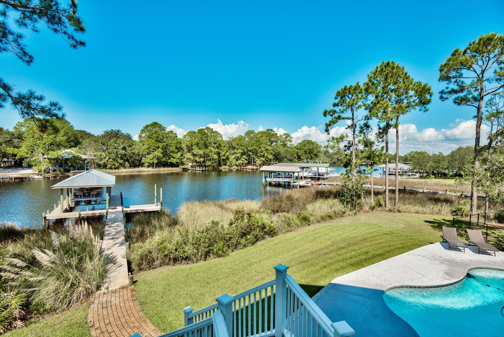 BAYOU BREEZE - Residential