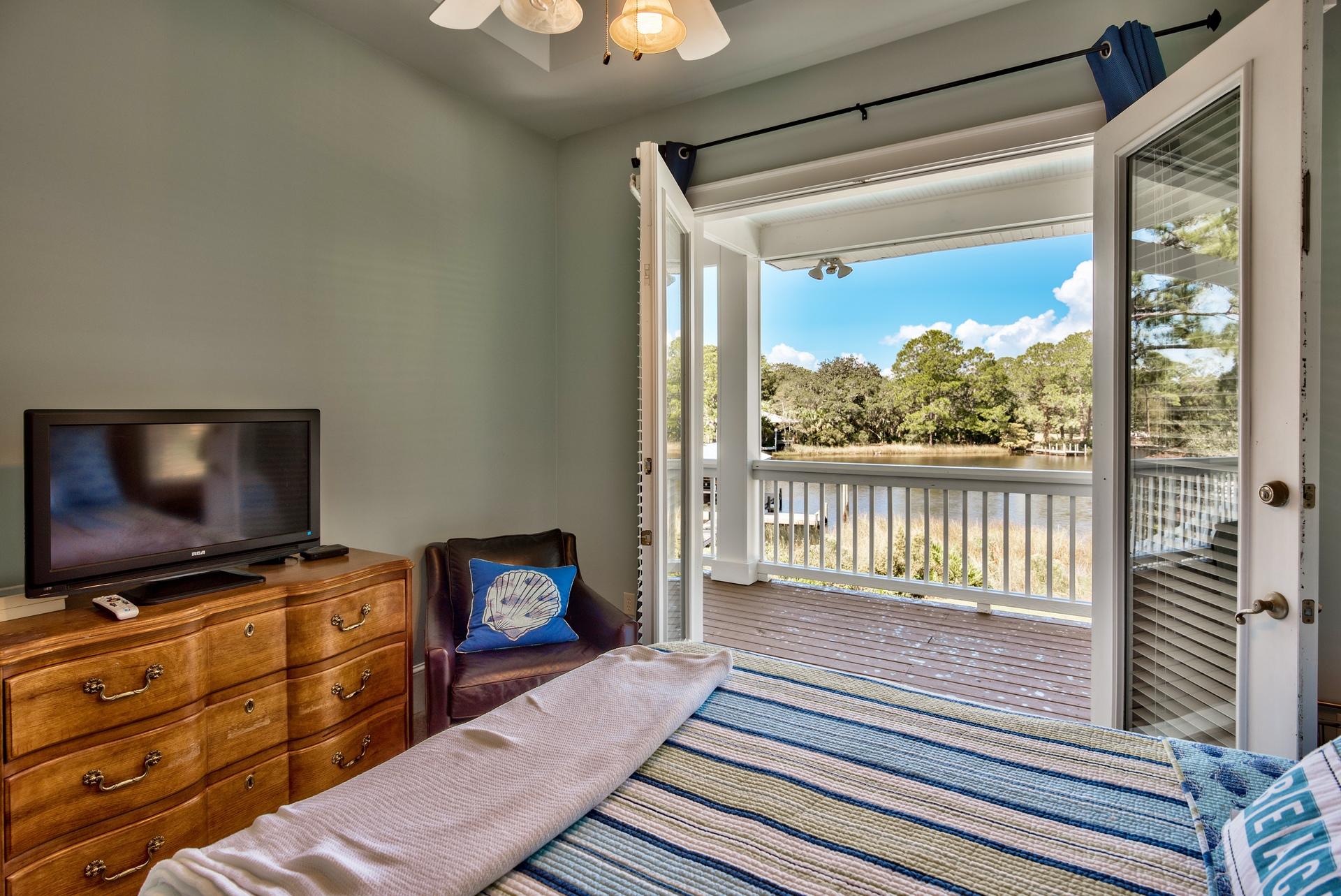 BAYOU BREEZE - Residential