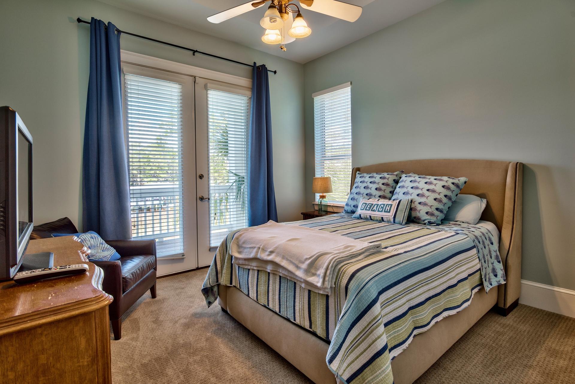 BAYOU BREEZE - Residential