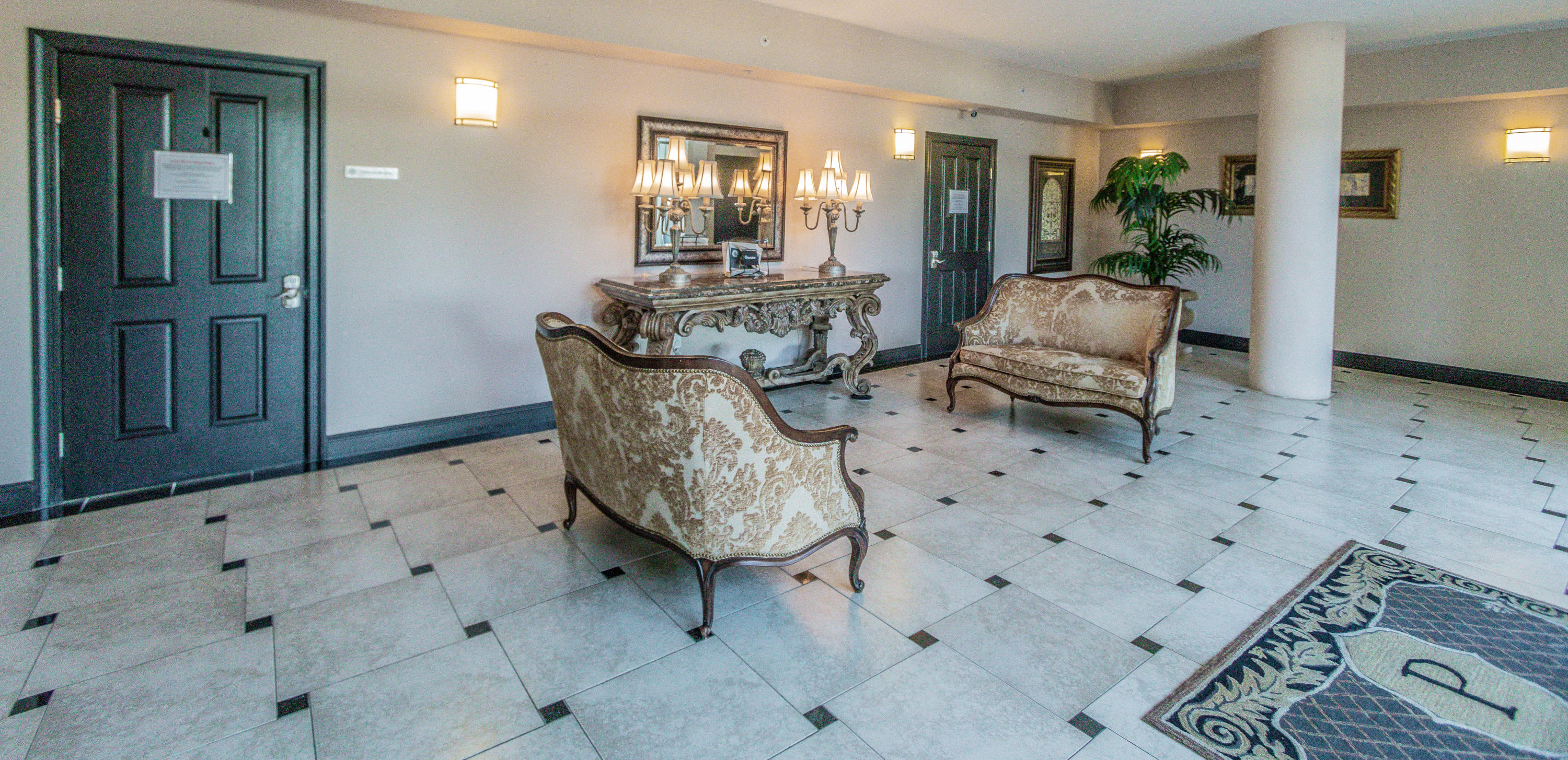 Presidio Yacht Club Condominiums - Residential