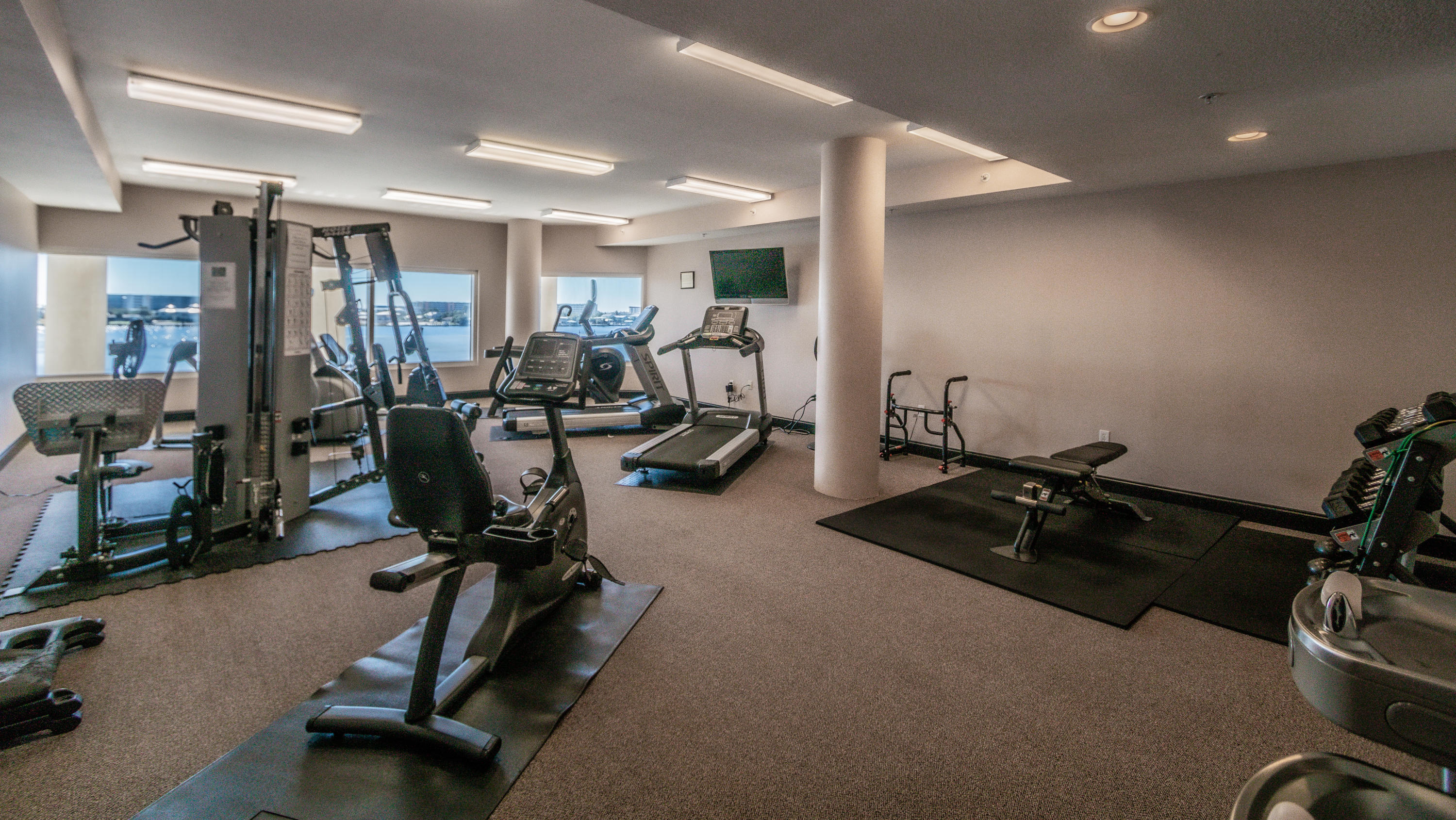 Presidio Yacht Club Condominiums - Residential