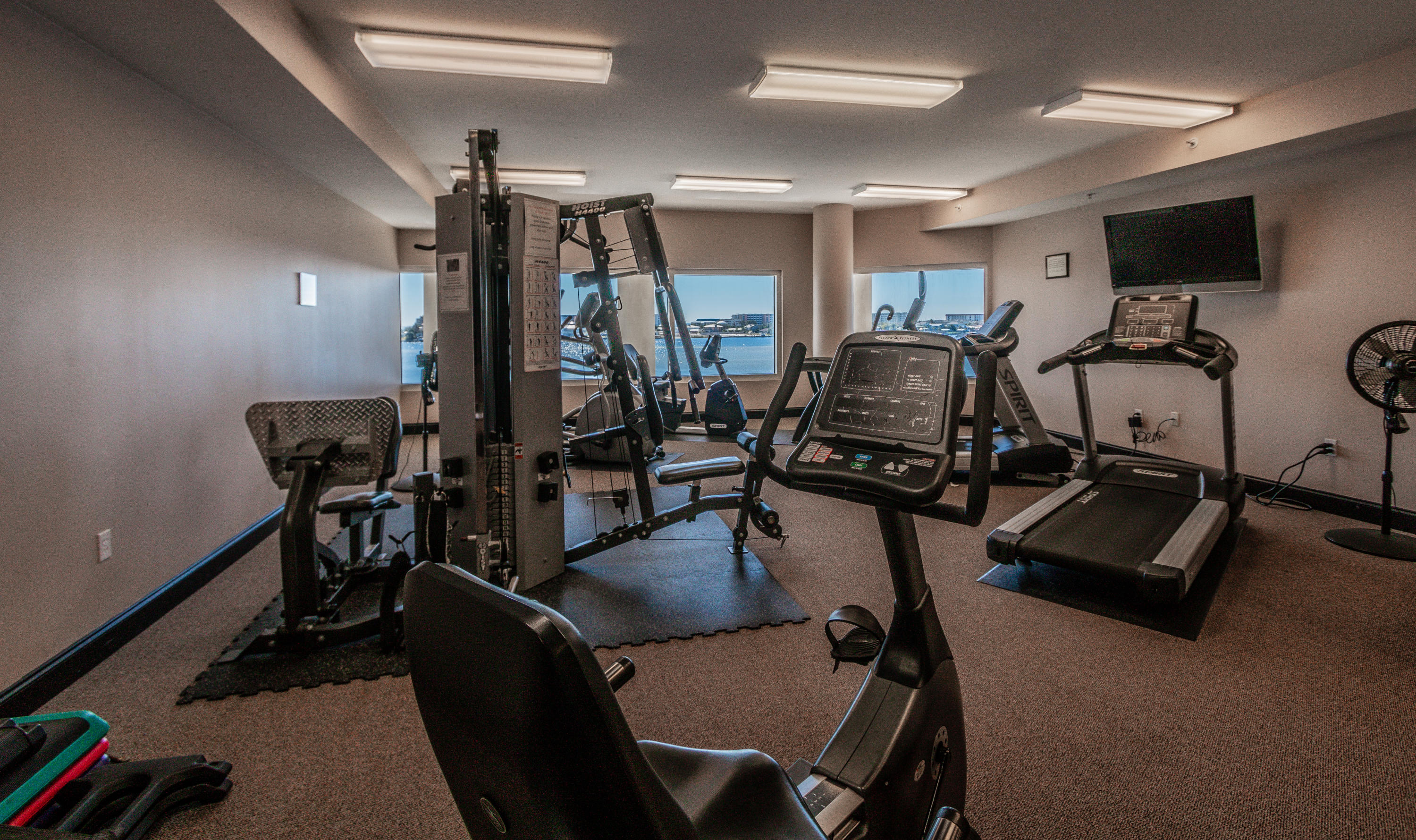 Presidio Yacht Club Condominiums - Residential