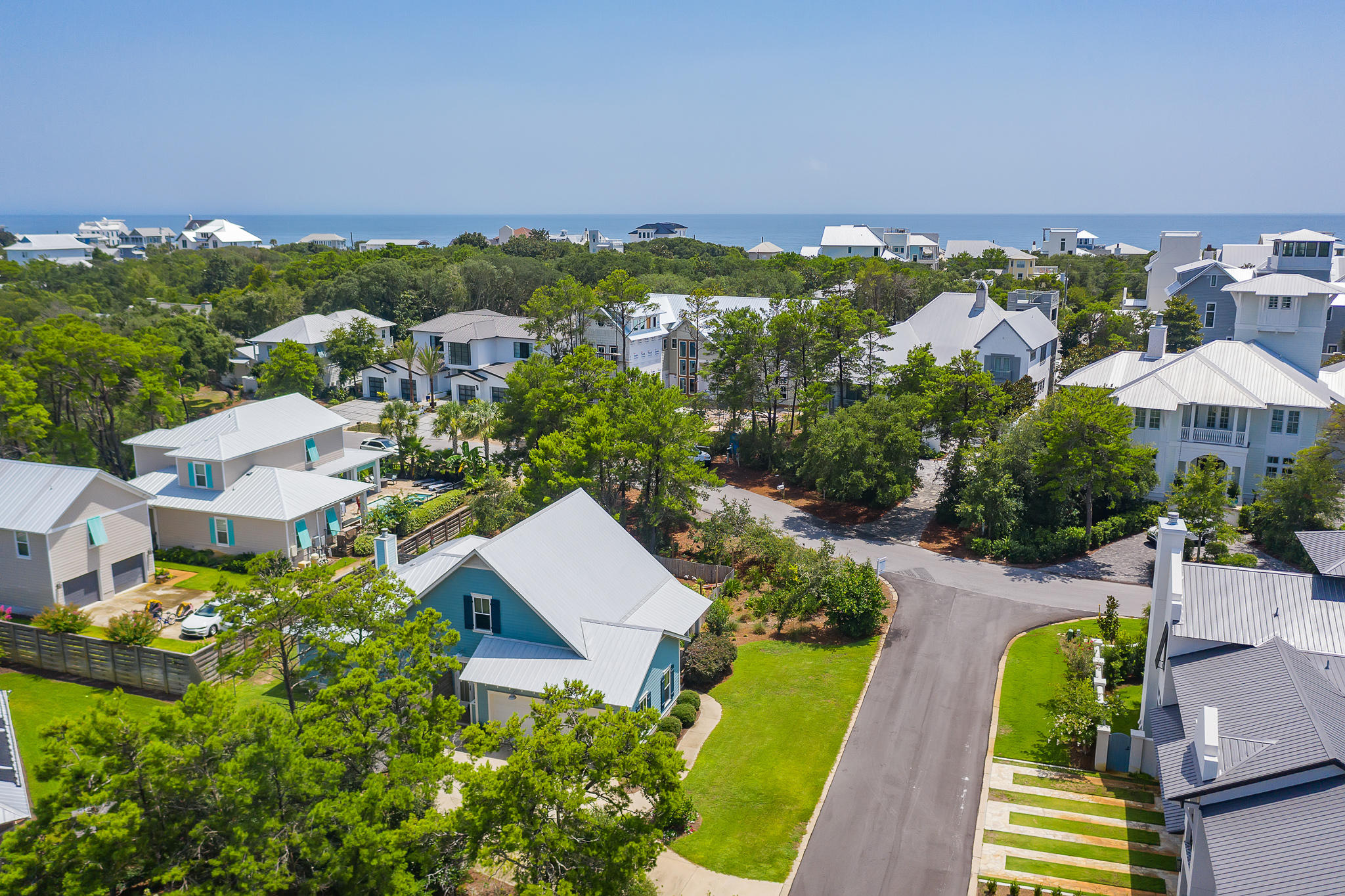 SEAGROVE VILLAGE 6TH ADD - Residential