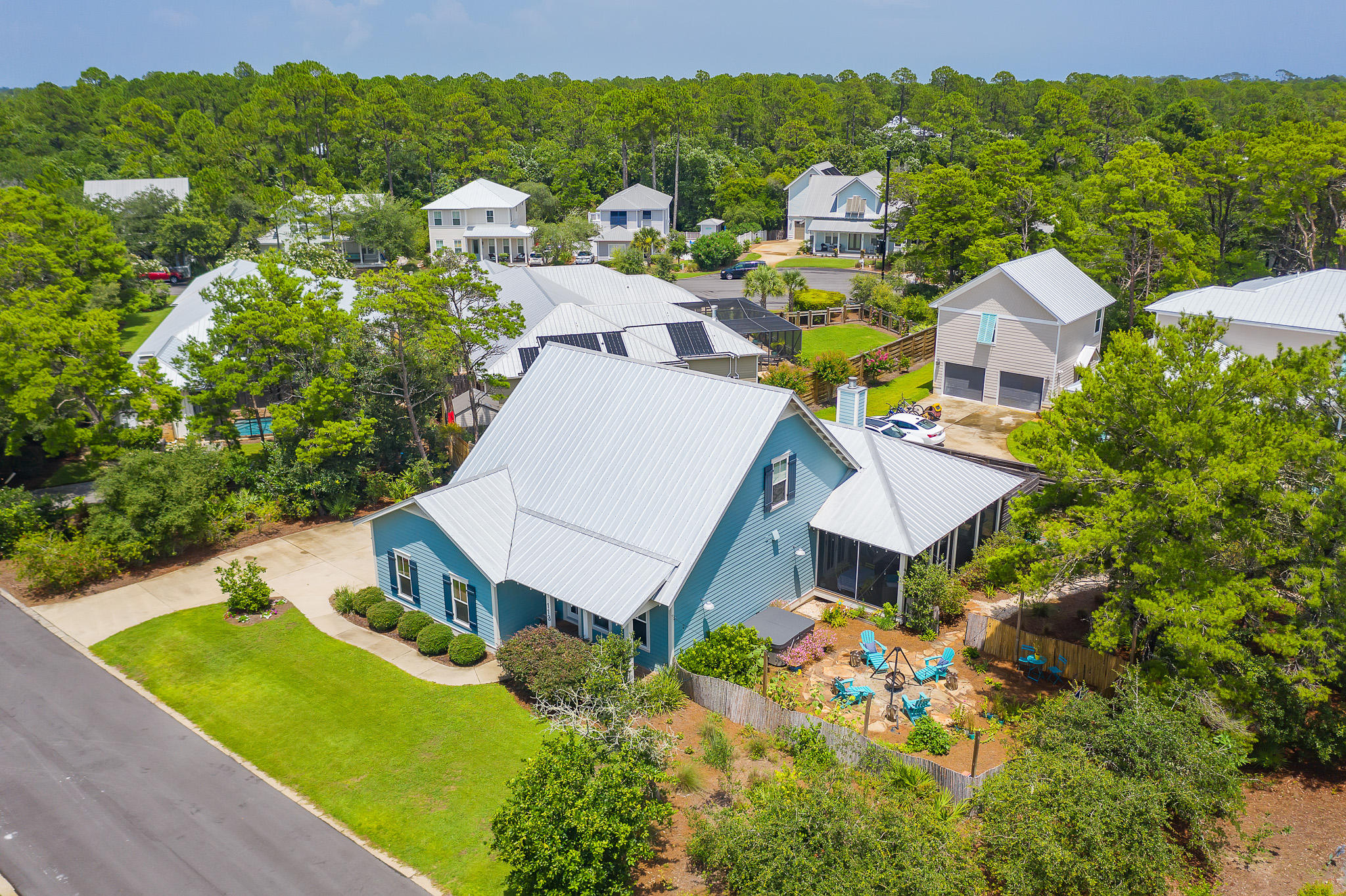 SEAGROVE VILLAGE 6TH ADD - Residential