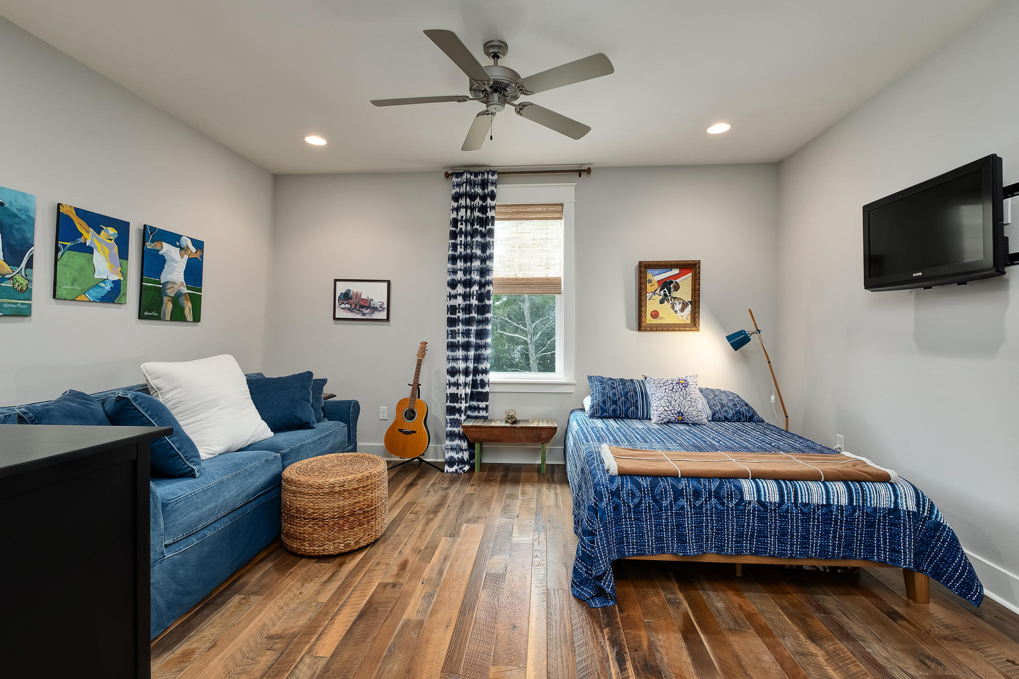 SEAGROVE VILLAGE 6TH ADD - Residential